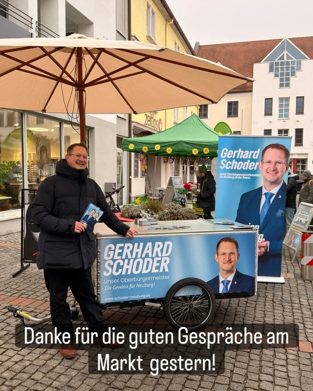 Auf dem Weg zu 1000 Gespr&auml;chen mit Neuburgerinnen und Neuburgern gestern auf dem Markt. Danke f&uuml;r Eure Gedanken und Ideen!