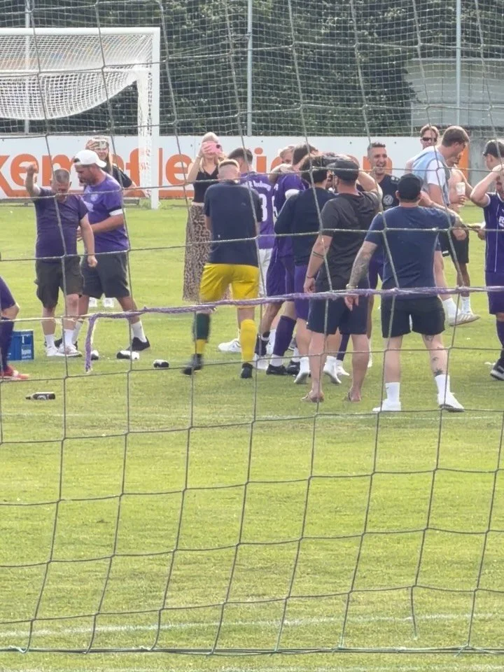 Herzlichen Gl&uuml;ckwunsch lieber @vfrneuburg zum 7:6 im Relegationsspiel und zum Aufstieg in die n&auml;chste Liga in Eurem 100-j&auml;hrigen Jubil&auml;umsjahr! Was f&uuml;r ein spannendes Spiel! Wir sehen uns zum Feiern im Rathaus!