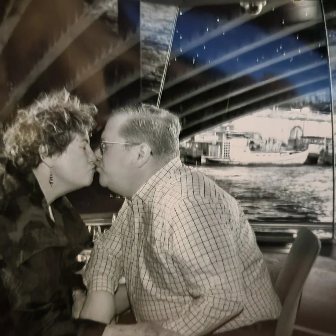 #romancewriter

Such wonderful memories from our Paris trip 4/23-4/30.