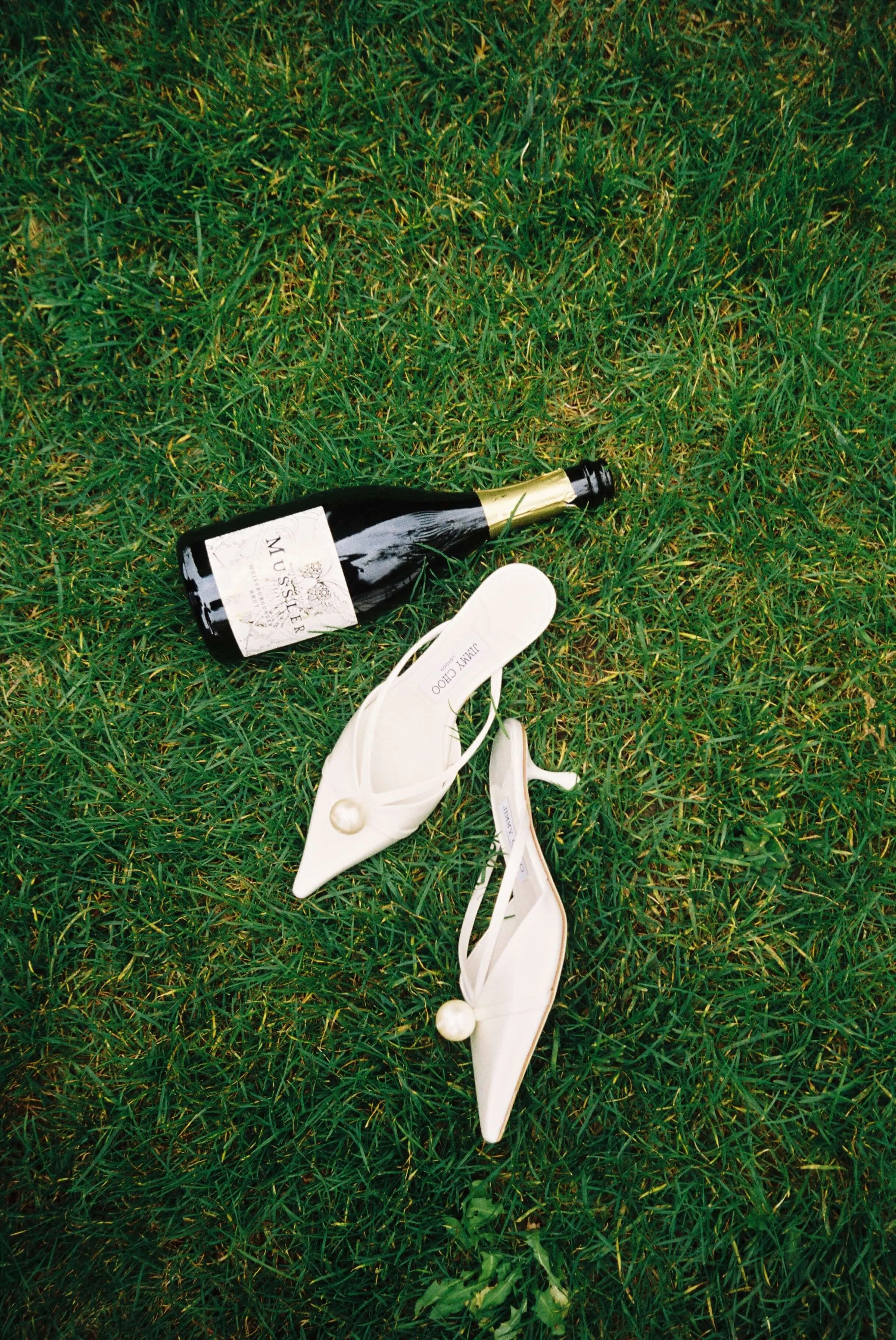 Analoge Hochzeitsfotografie – Warum Filmfotos eure Hochzeit einzigartig machen