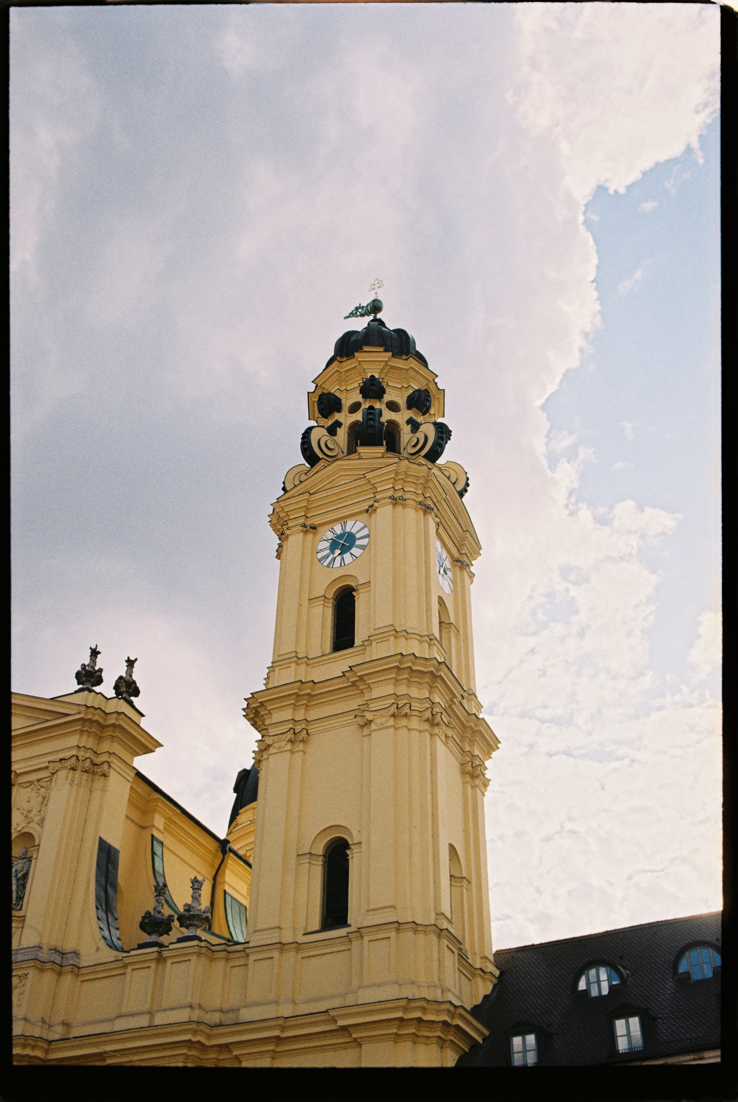 R1-00155-001A.JPG