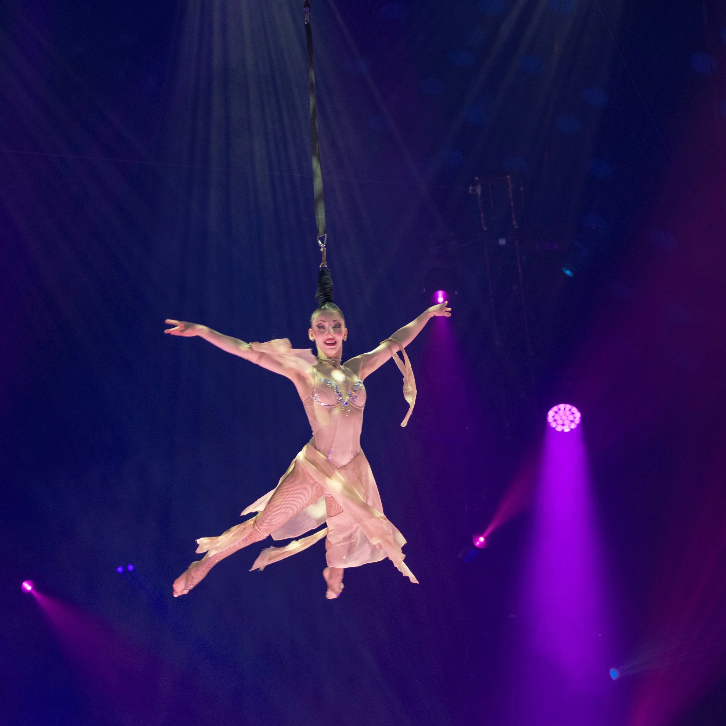 🎪 Circus is in town&hellip; and honestly &mdash; this is the BEST one we&rsquo;ve seen so far 🤍
If you&rsquo;re looking for something to do this weekend (especially with kids)&hellip;
👉 this is it
Rainy weekend? 🌧
Nothing better to do 😅
We had s