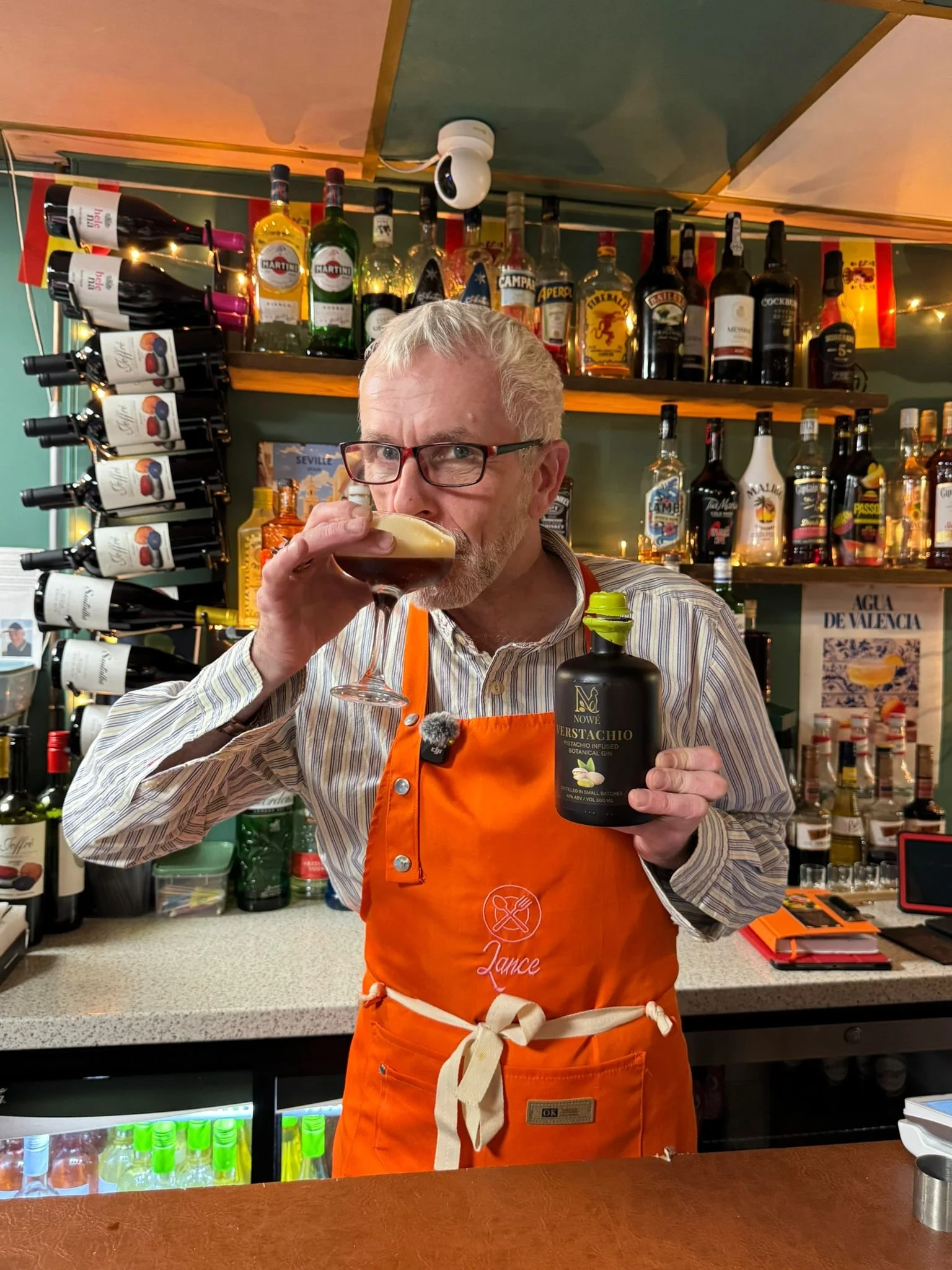 Great to see Verstachio, Our Pistachio Gin, behind the bar at @las.naranjas.sanguinas 

They&rsquo;ve already created their own twist on an Espresso Martini using our gin and it&rsquo;s officially on their menu 👀🍸

This is exactly what we love to s