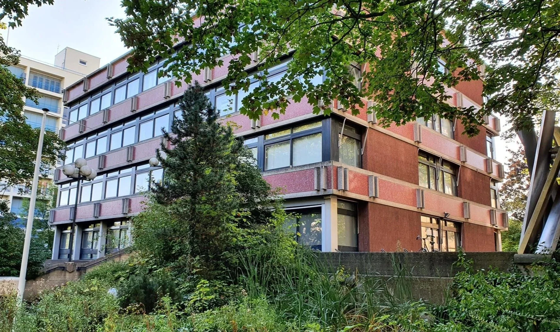 SCHUNCK25 Architectuur - gevel arbeidsbureau 2.jpg
