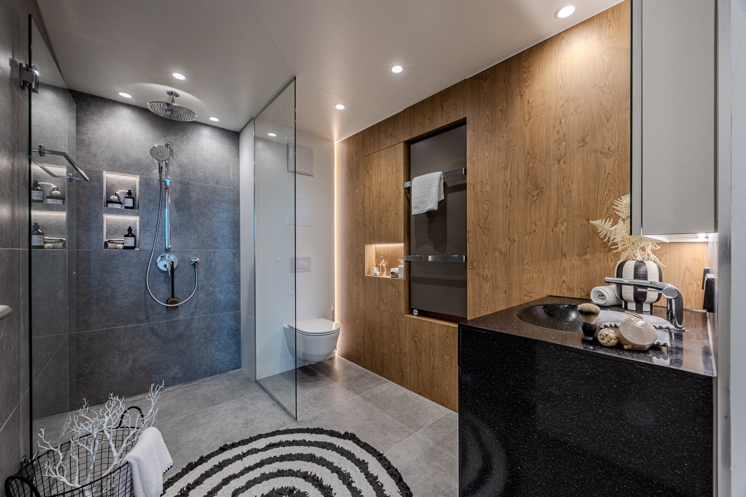Badezimmer 2.jpg