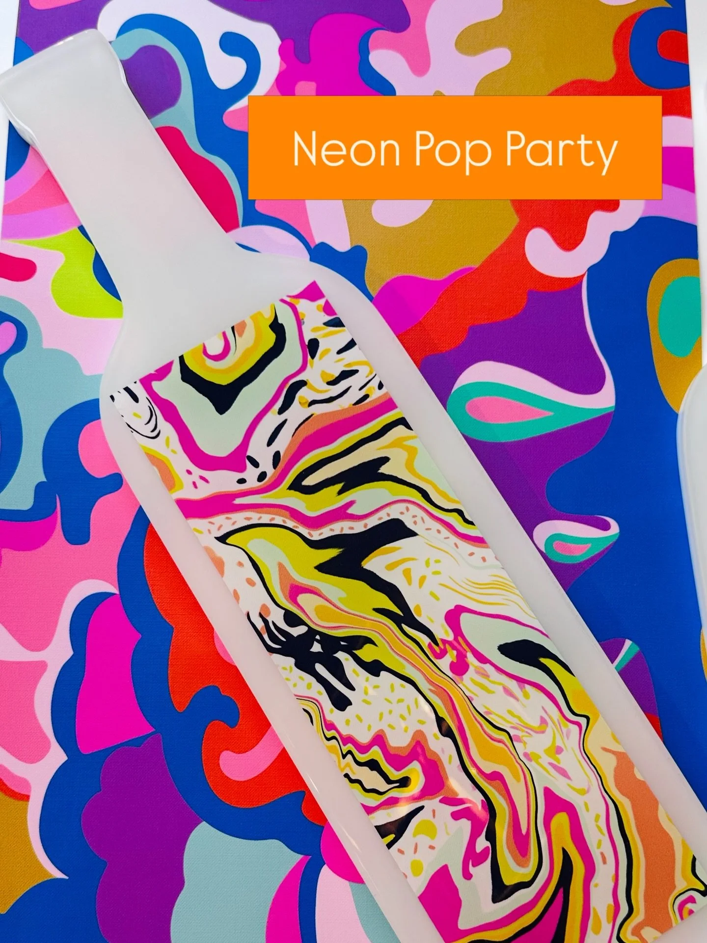 ✨ NEON POP PARTY ✨

Because serving snacks should be just as fun as the party itself. 💥

This vibrant wine bottle charcuterie board brings the color, the conversation, and the wow factor to girls&rsquo; night, game day, or your next pop-up soir&eacu