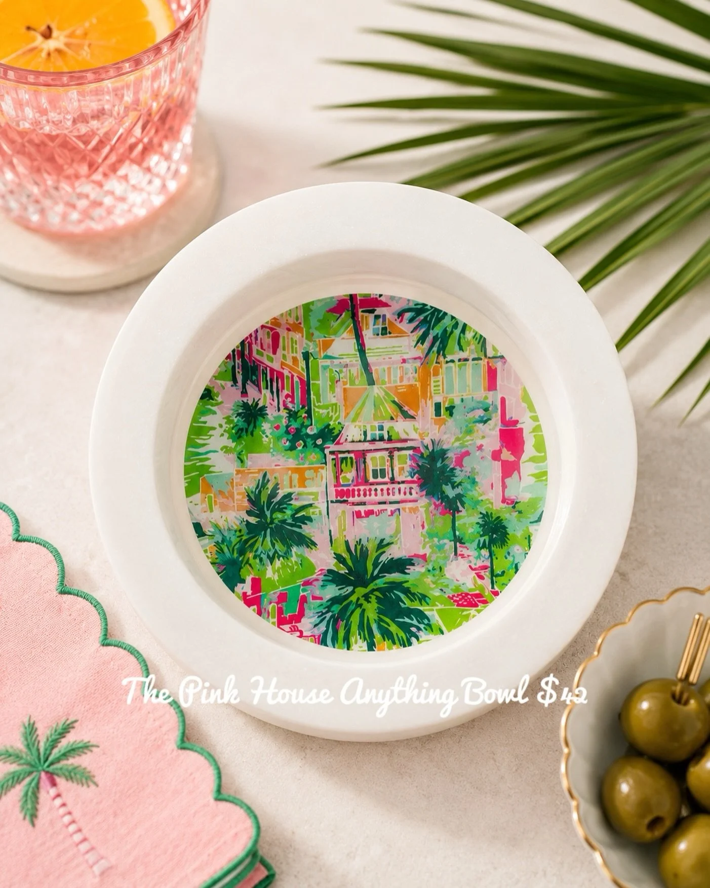 Just added! ✨The Pink House Anything Bowl✨ brings a playful Charleston charm to your table with vibrant palms, dreamy pink hues, and grand Southern architecture inspired by iconic coastal homes. Designed to do a little bit of everything, this versati