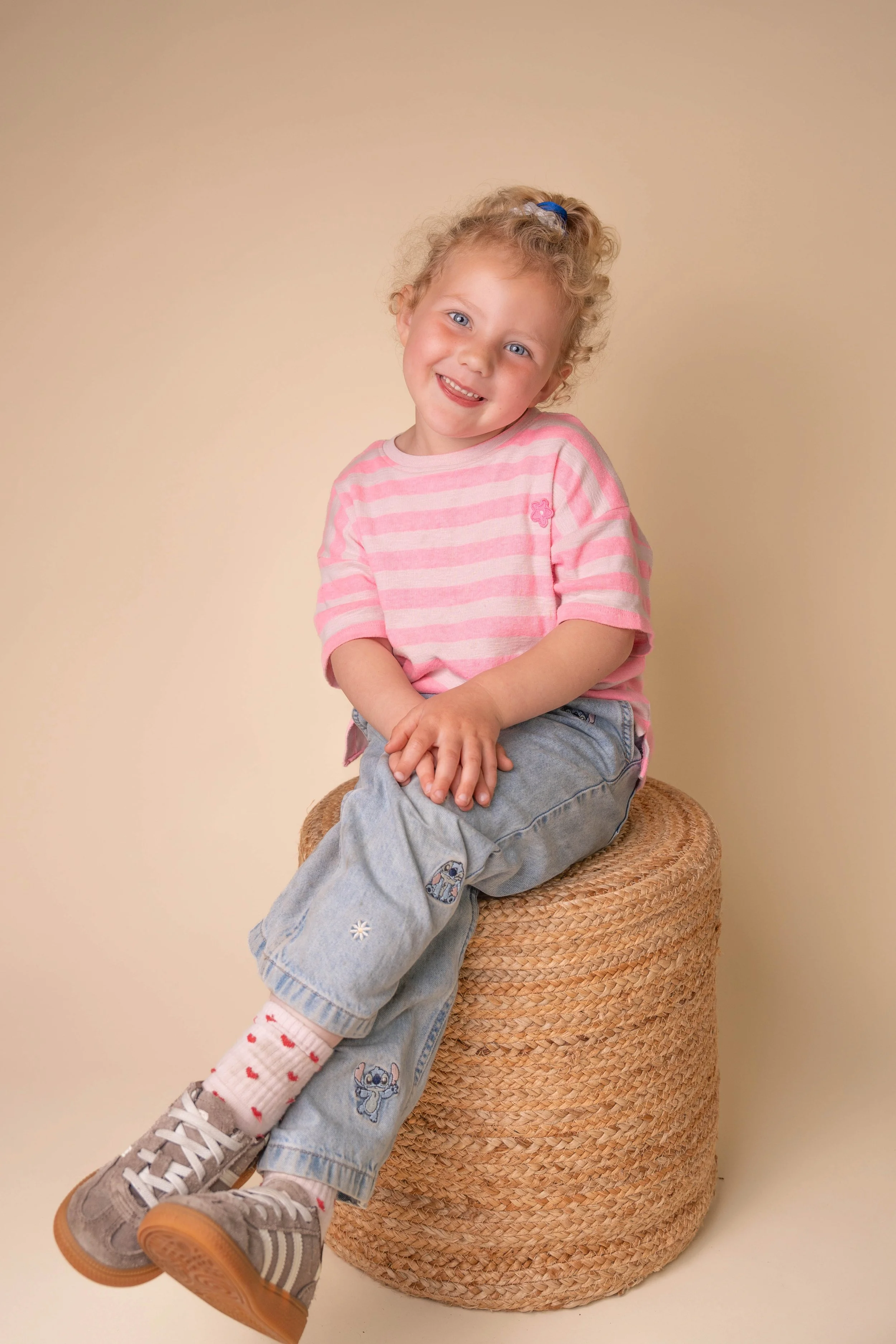 Schoolfotografie portret van een kind voor basisscholen en kinderdagverblijven in Almere.