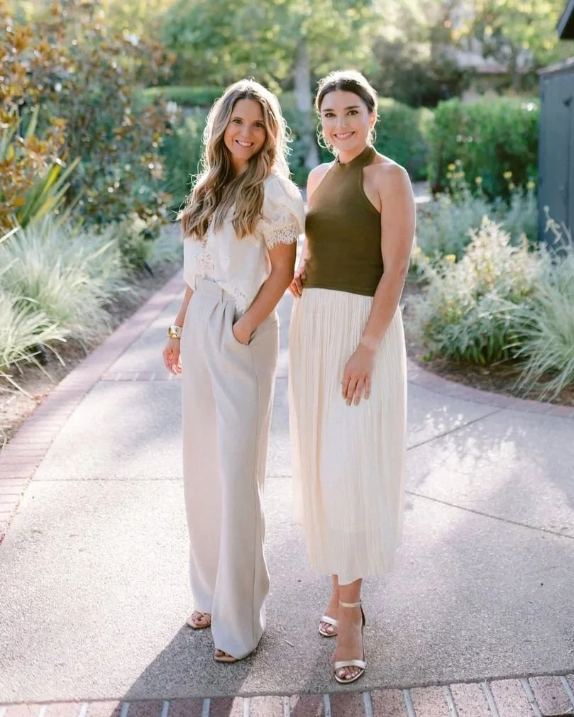 Vive Marketing Collective founders Allison and Lauren posing in sunlight