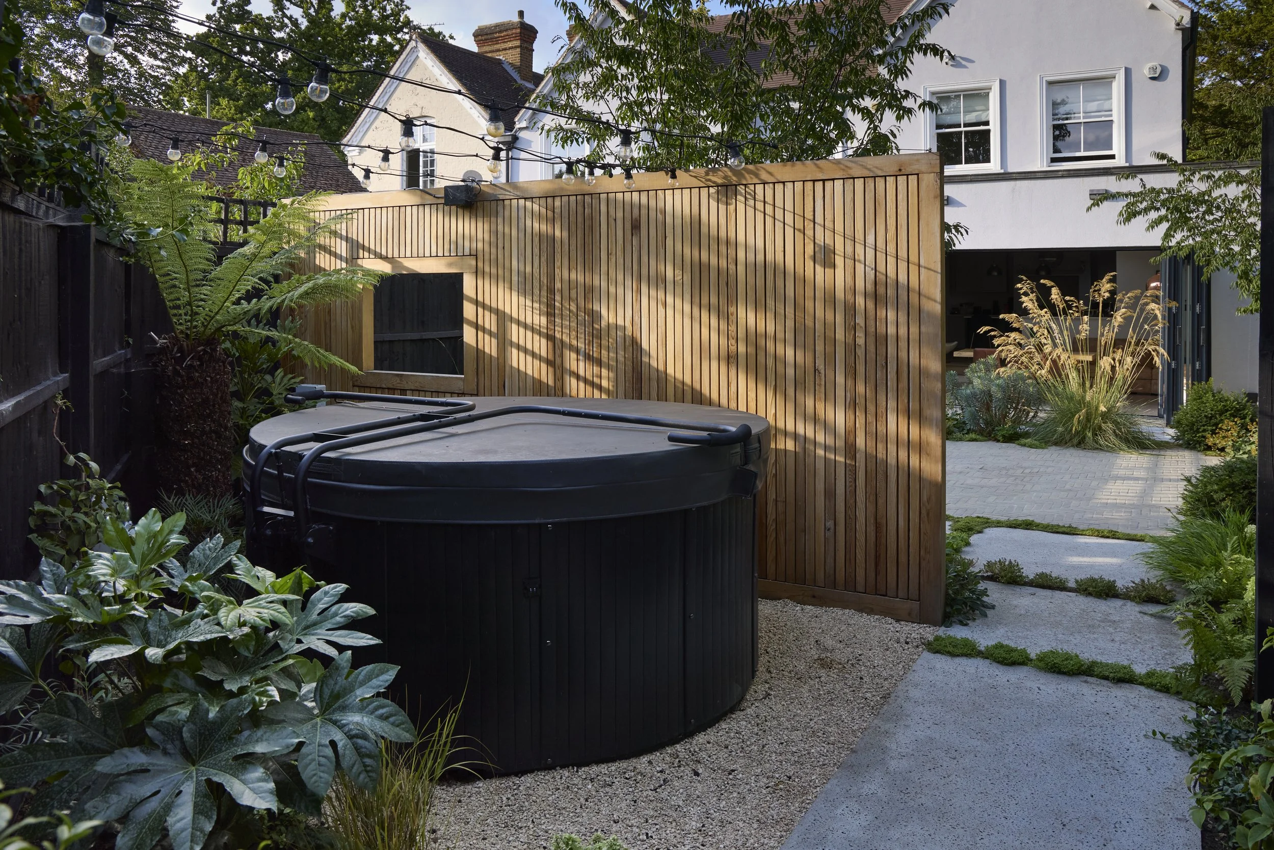 S&S-Lammas-Towards-house_T2_0806.jpg
