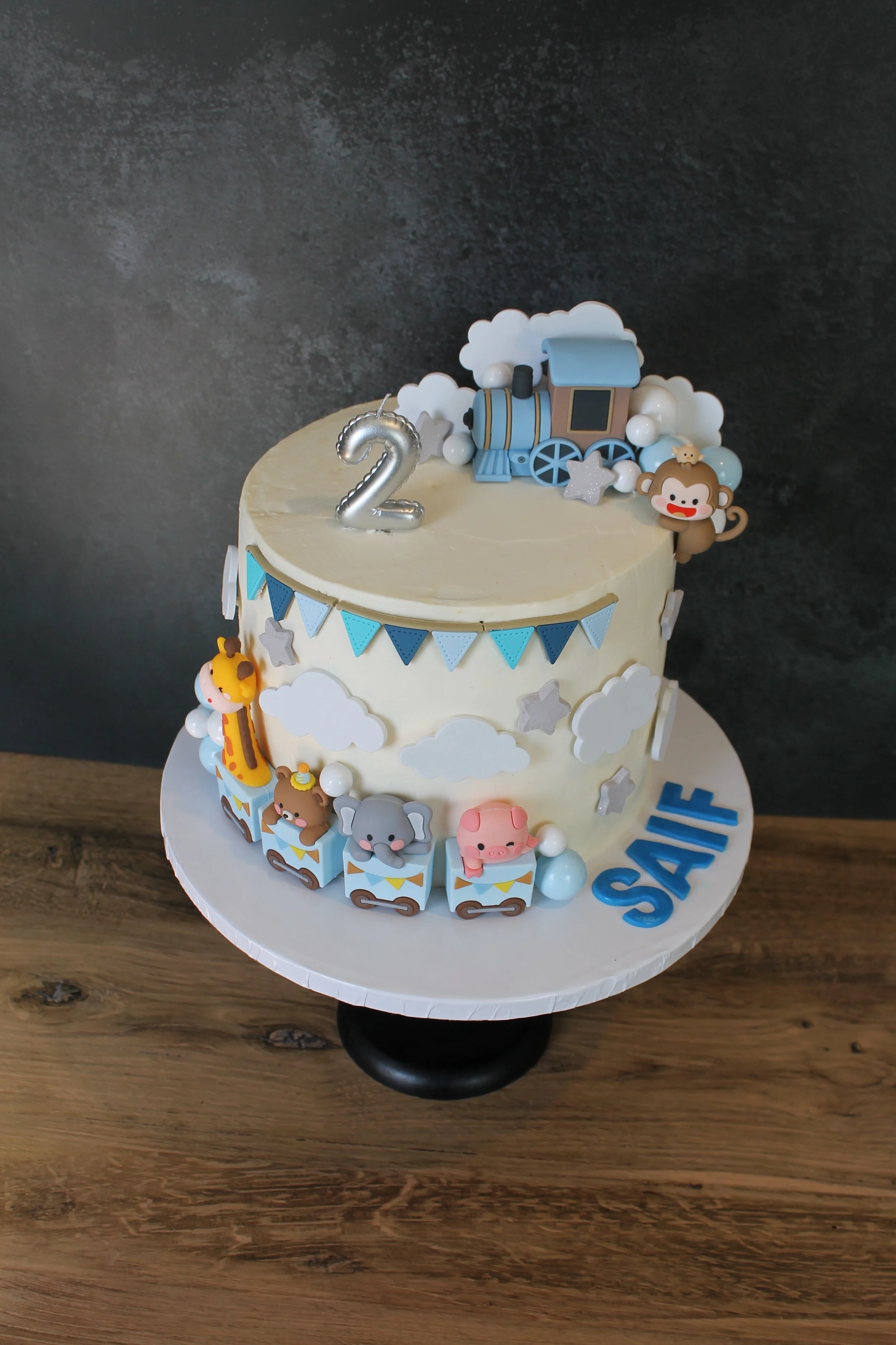 Little train cake 