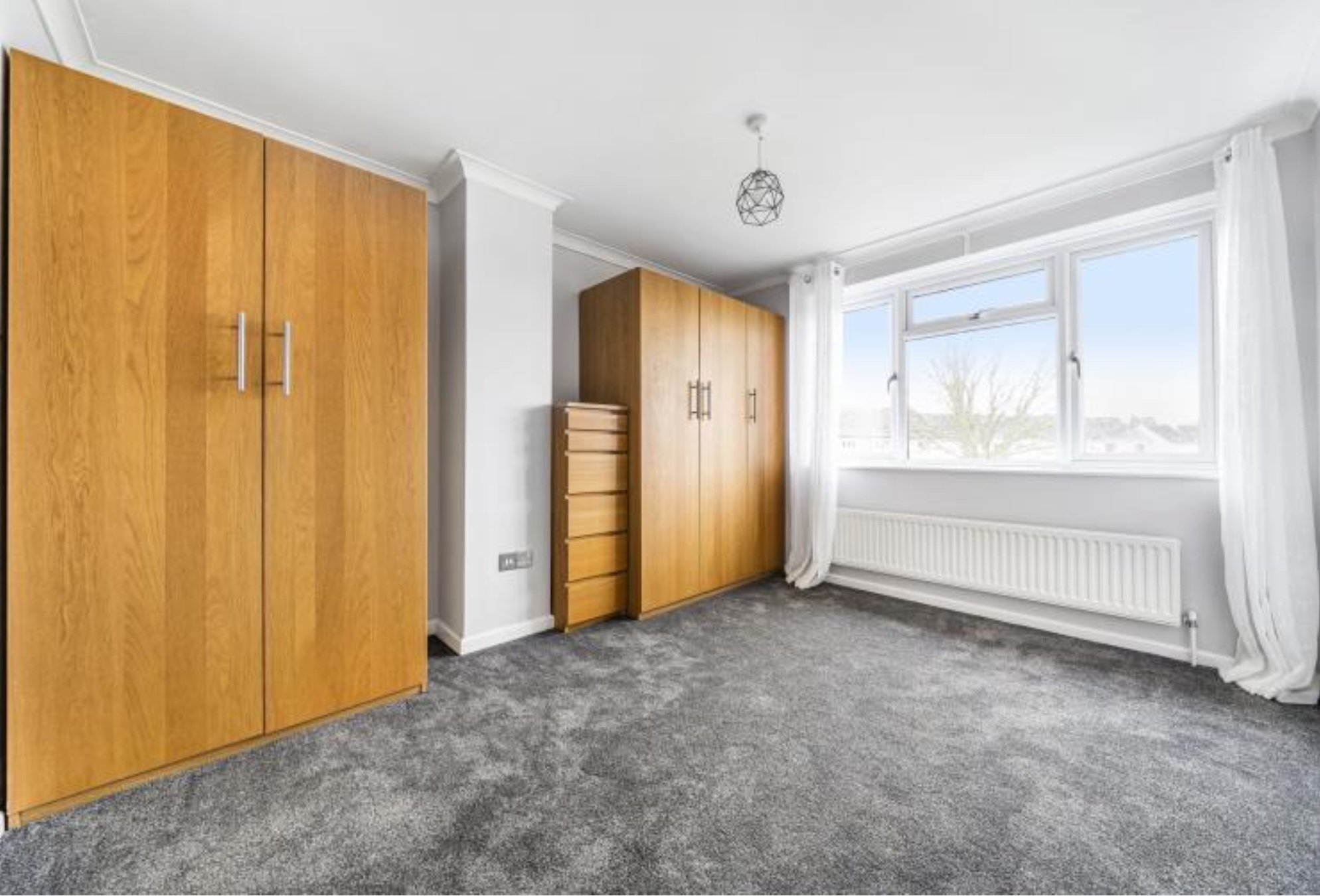 76CC Bedroom.jpg