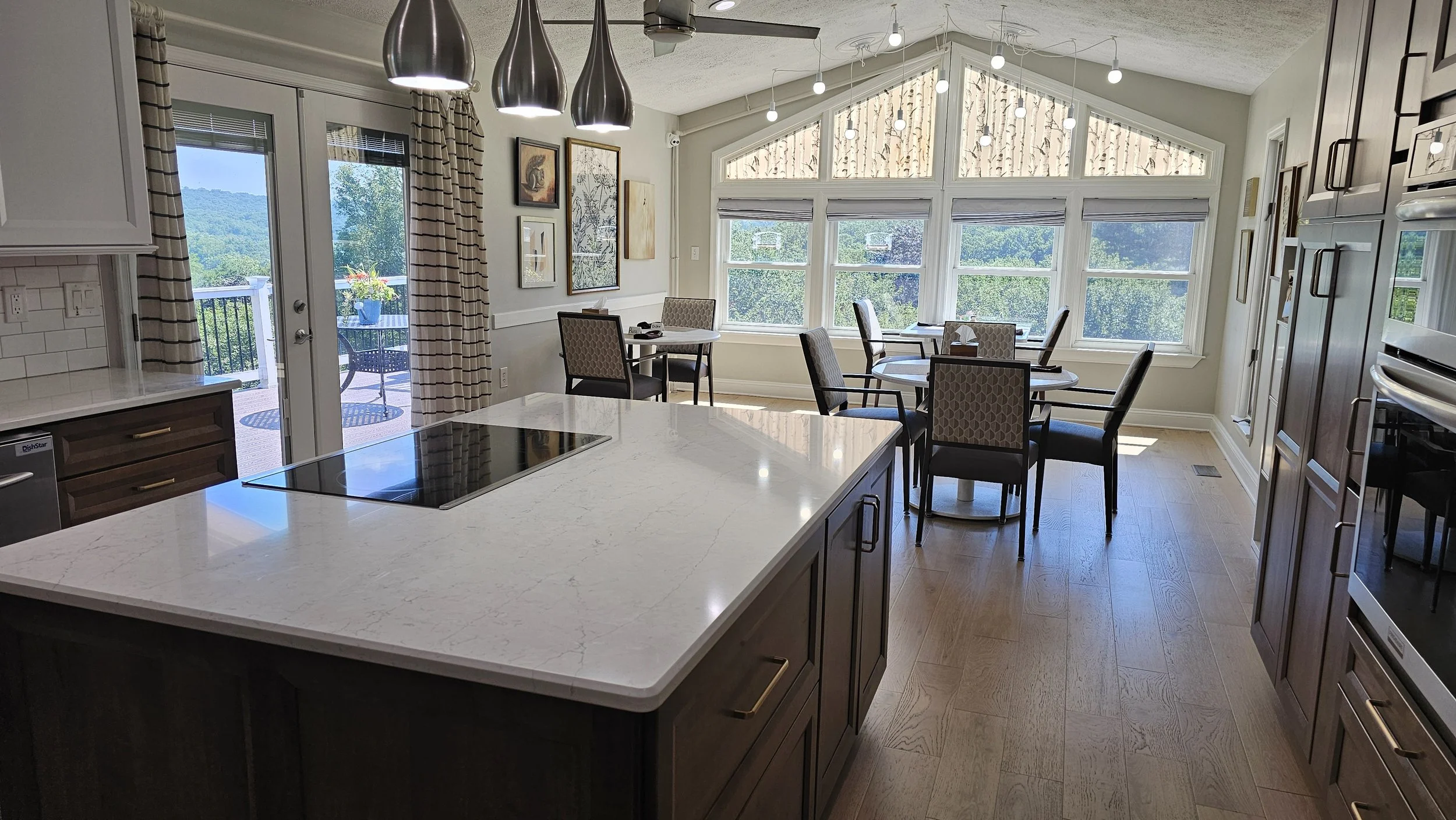 Broad-Creek-Manor-Assisted-Living-Kitchen1.jpg