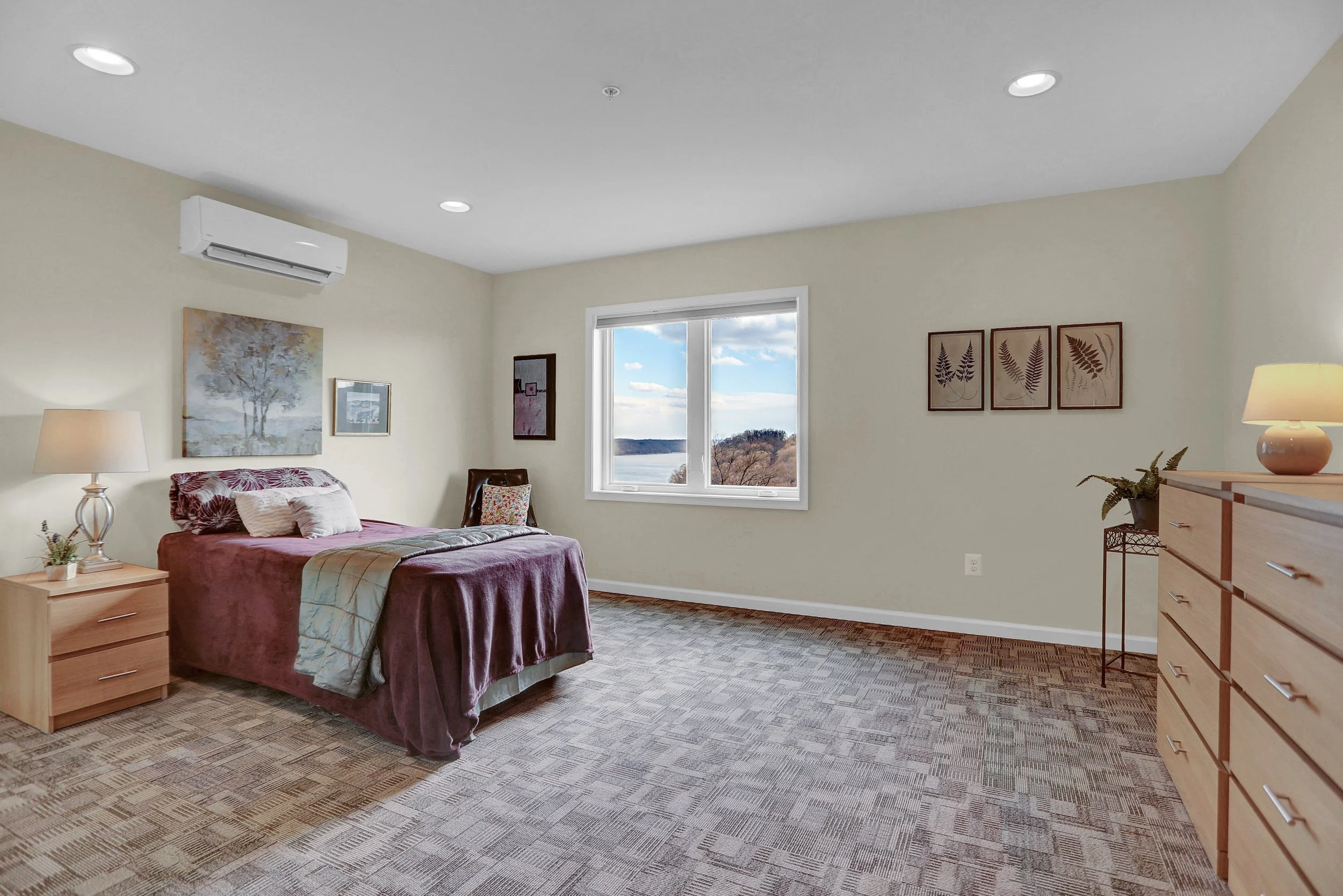 BedroomSuite2a.jpg