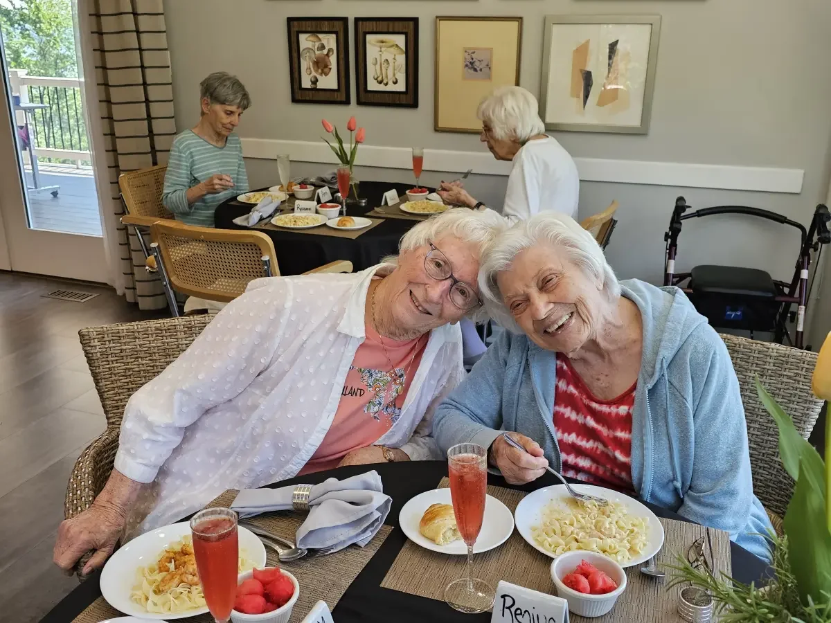 Residents enjoying companionship and healthy meals at Broad Creek Manor Assisted Living Harford County.