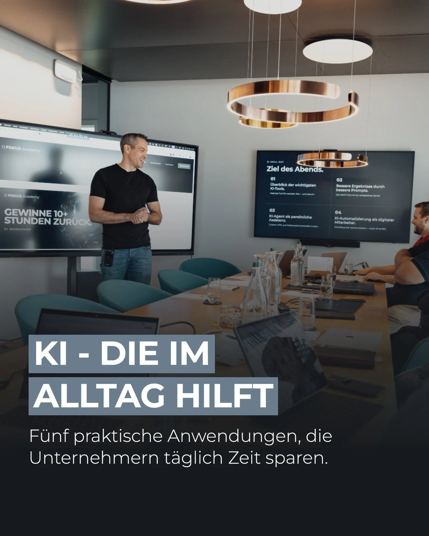 KI BEGINNT IM KLEINEN.

KI muss nicht gleich den ganzen Betrieb ver&auml;ndern.

Der gr&ouml;sste Nutzen entsteht oft bei kleinen Aufgaben, die sich t&auml;glich oder w&ouml;chentlich wiederholen:

Meetings zusammenfassen.
E-Mails vorbereiten.
Inhalt