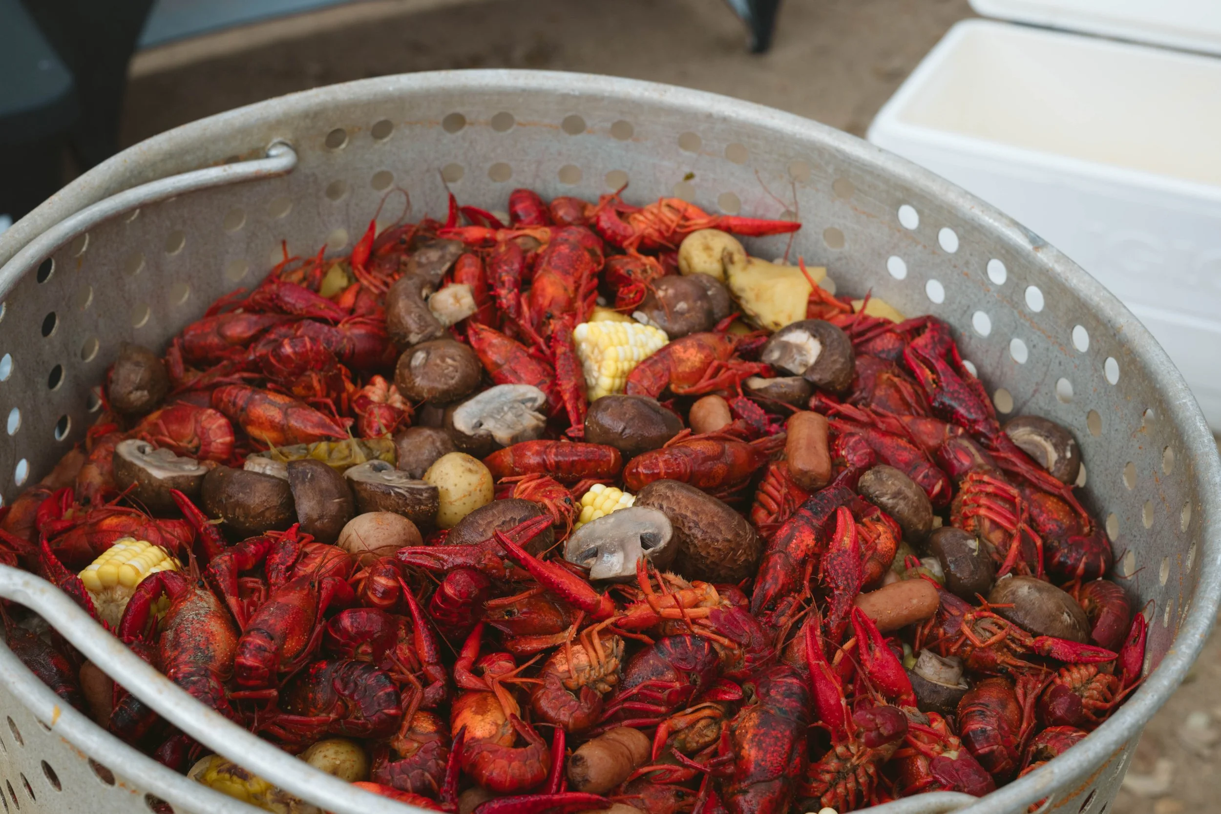 RealtyHausCrawfishBoil25-8.jpg