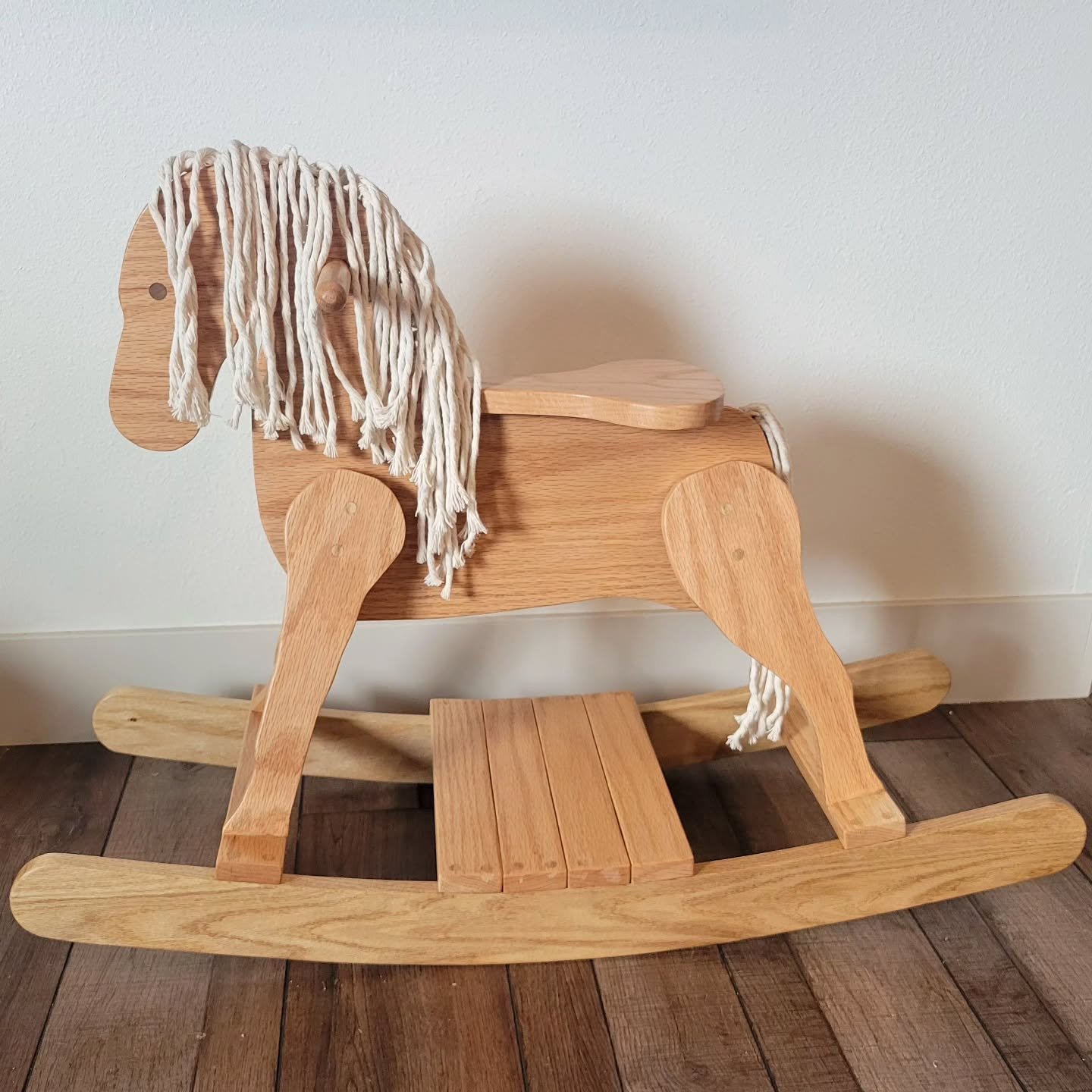 Who doesn't like a classic red oak amish style rocking horse?
 #classicwoodworking #custom #handmade #wooddesign #woodworking #furniture #usa #skyisthelimit #youdreamitwemakeit