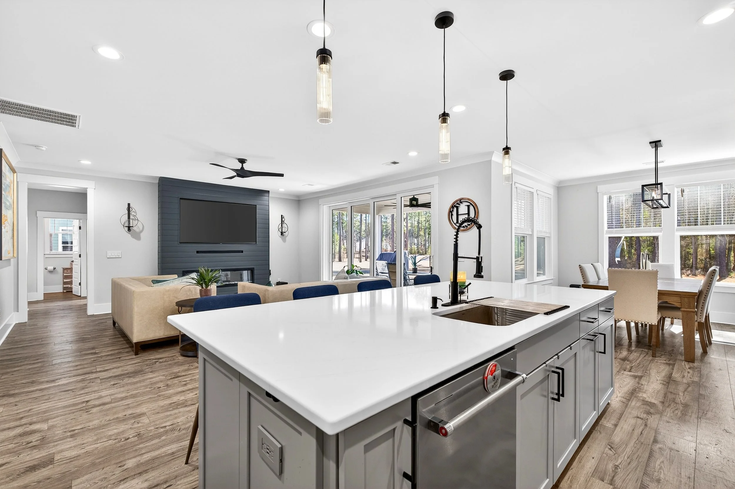 215 Quimby Hill Dr-19.jpg