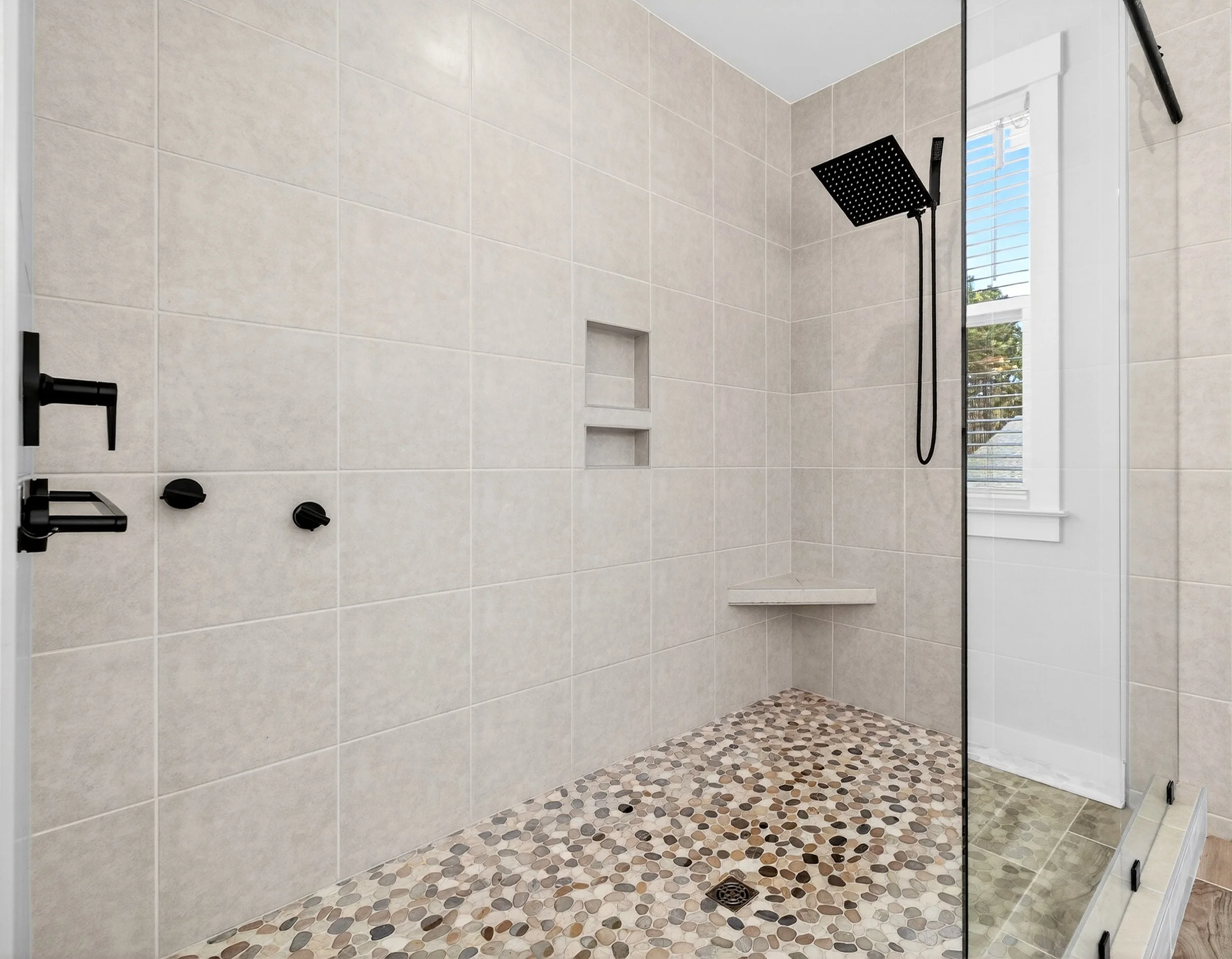 215 Quimby Hill Dr-44.jpg