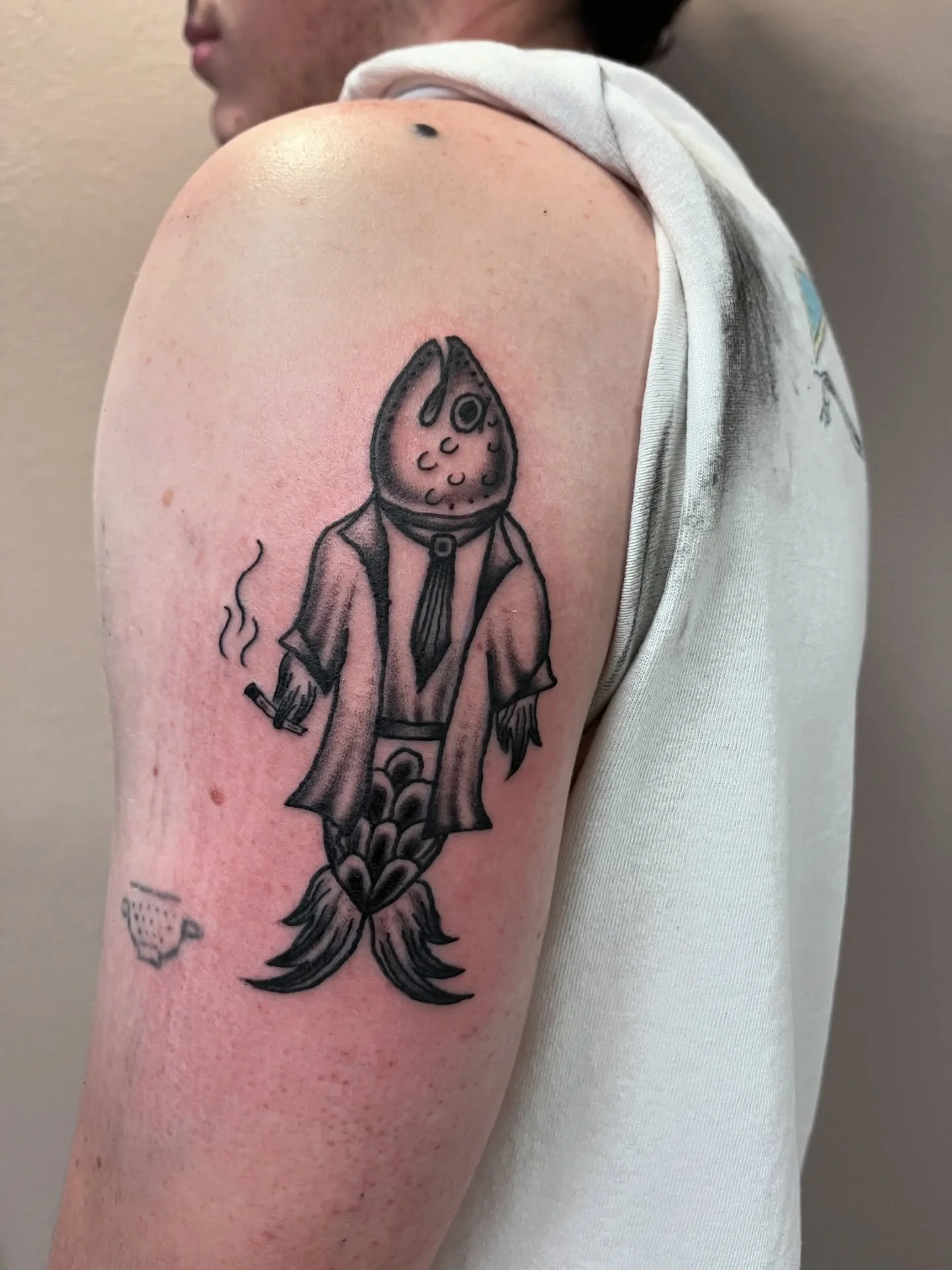 Distinguished fish gentleman by @laylaasart