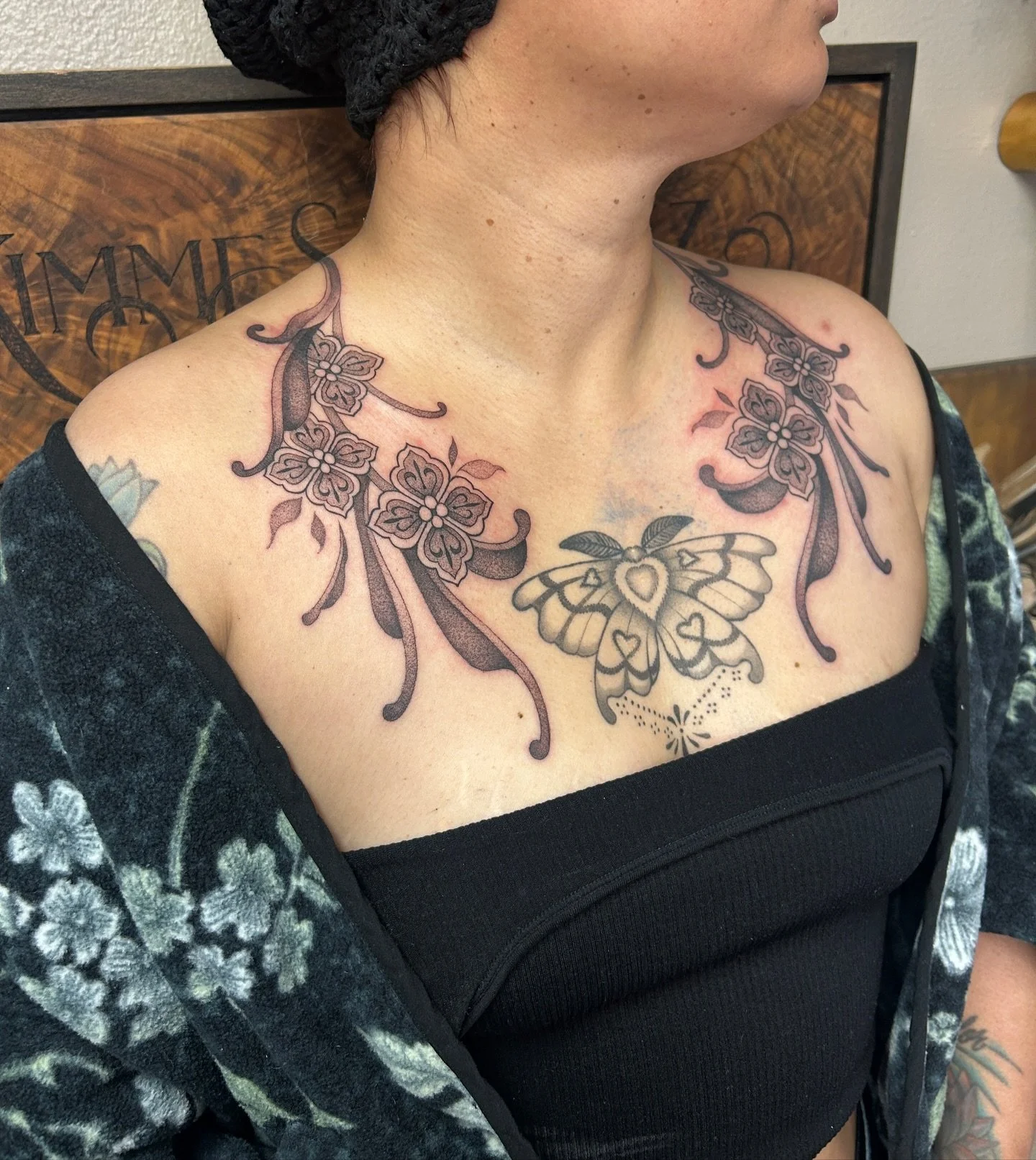 Chest ornaments by @kimmesmallzz