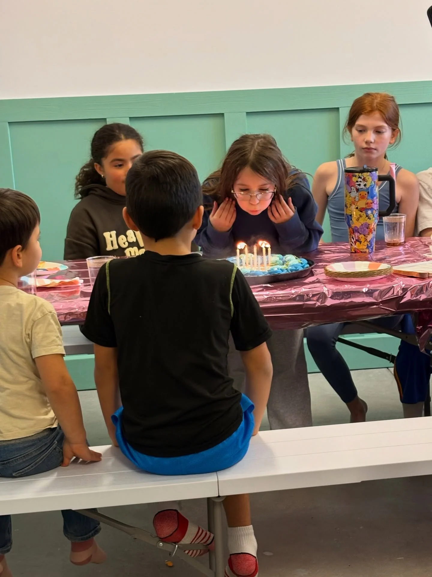 The Flip Spot officially hosted its FIRST birthday party 🎂✨ We can&rsquo;t wait to see so many more parties fill the gym!
.
.
.
.
#birthdayparty #theflipspot #chattanoogamoms #explore #gymnasticsgym