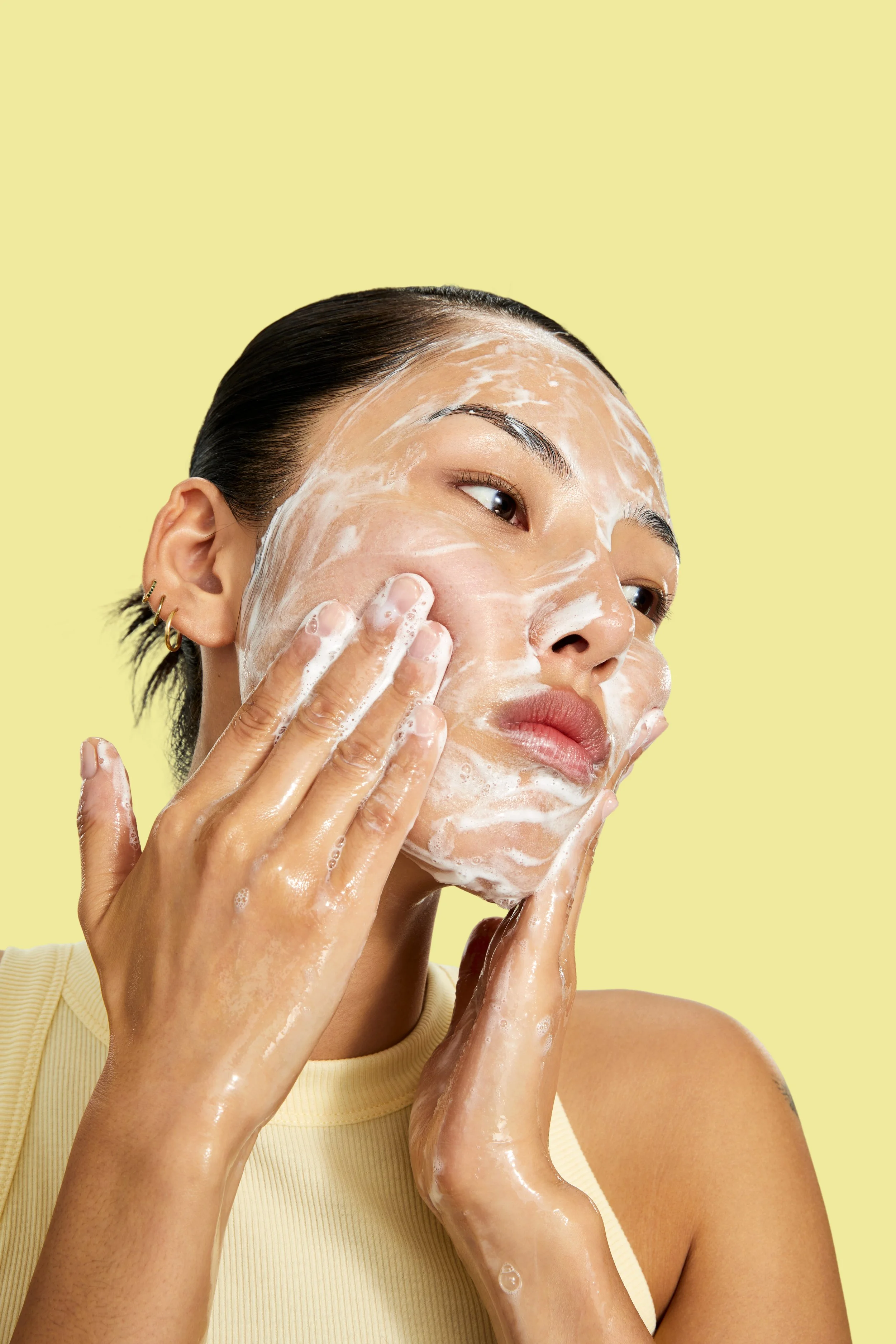 250915_BYOMA_CHO_RICE_CLEANSER_APPLICATION_1033-YELLOW.jpg