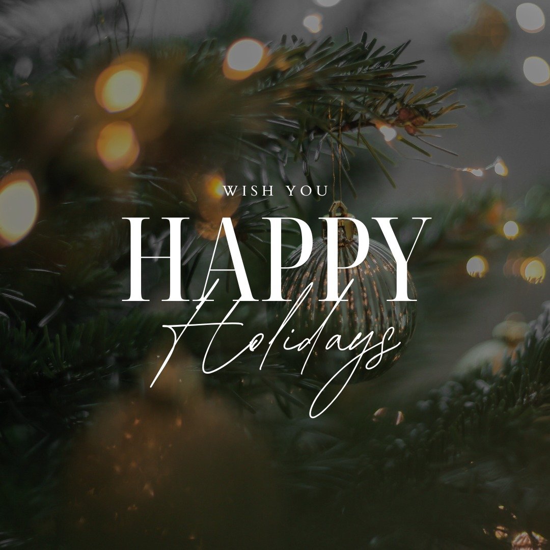Wishing you a safe, healthy, and very happy holiday season! 🥂✨ May your days be merry and bright. ❄️