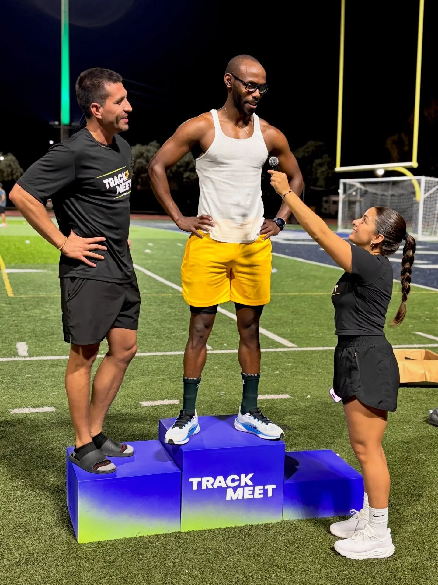 First 2026 Track Meet recappppp 👏🏼🪽⬇️

1. Men&rsquo;s Faasstt 100m winners (🥇12.61, 🥈12.92) (I might need to bring a step stool next meet) 
2. Men&rsquo;s 1 mile winnerrsss (🥇6:11, 🥈6:19, 🥉6:40)
3. Crewwwwww ❤️
4. Women&rsquo;s 100m winnerrrr