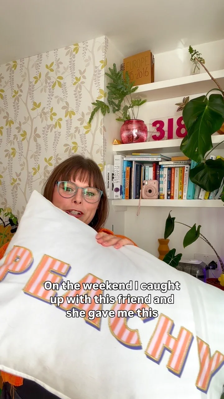 A story time and a cheesy message 🧀🧡📖