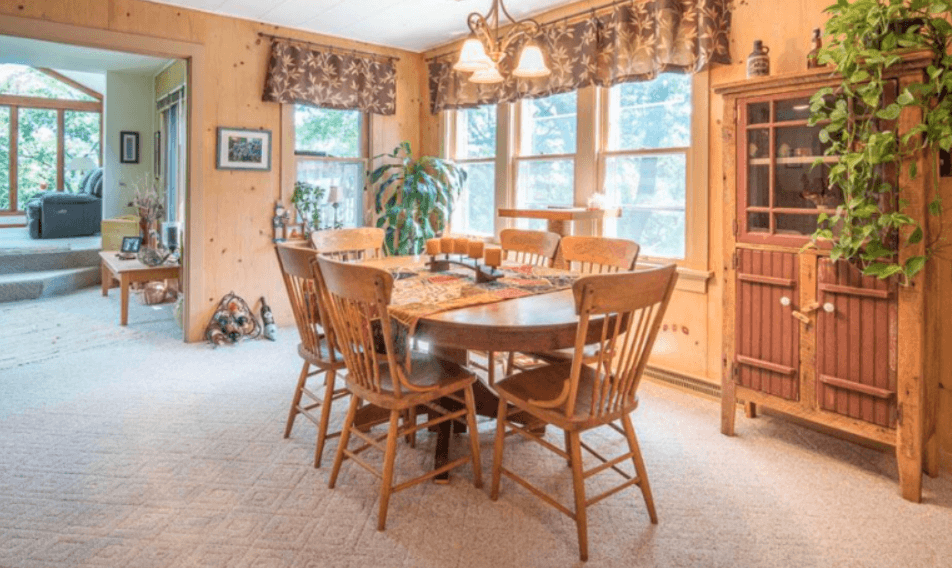 Before image of a cozy cabin remodel