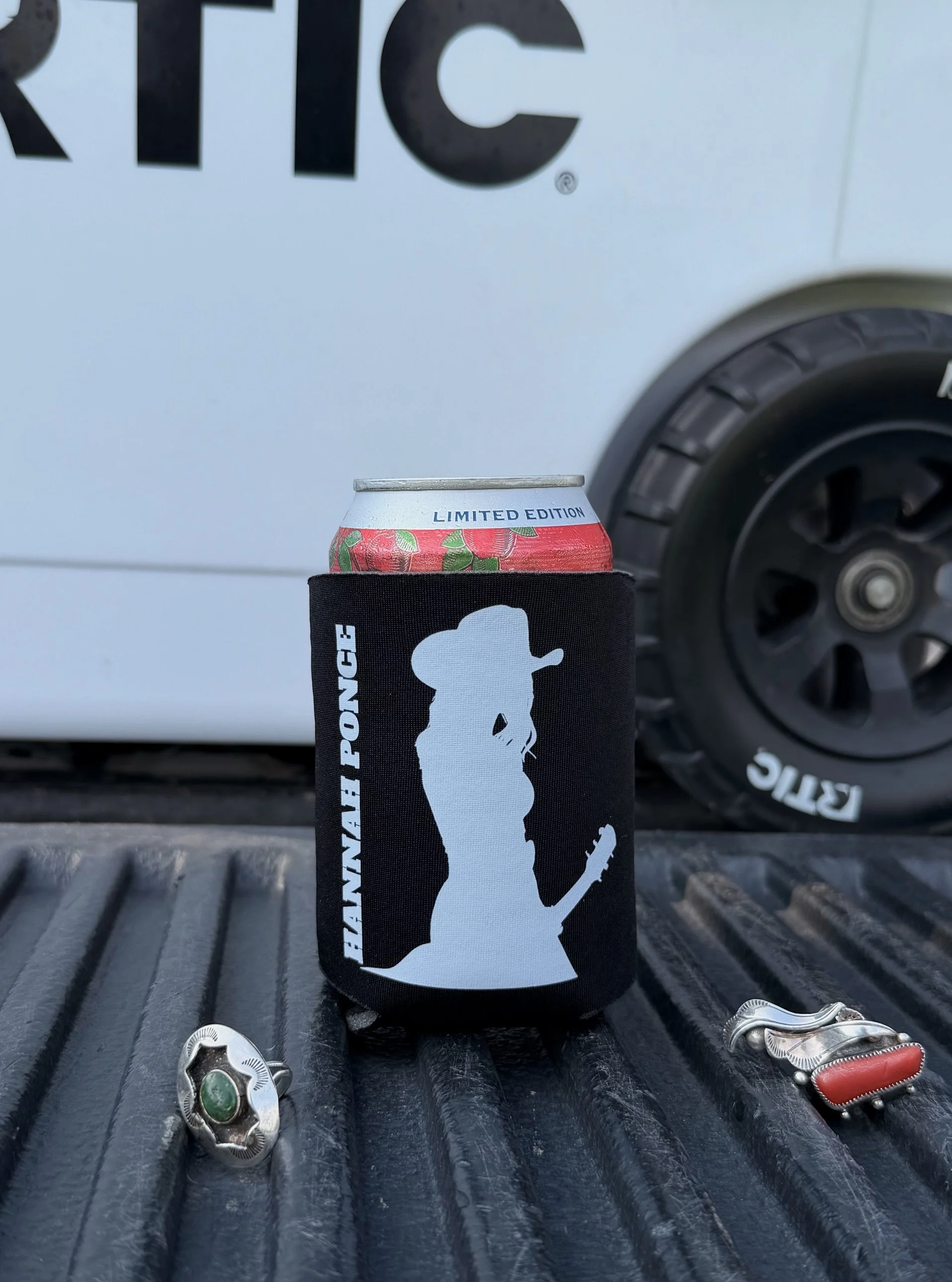 Hannah Ponce Can Cooler