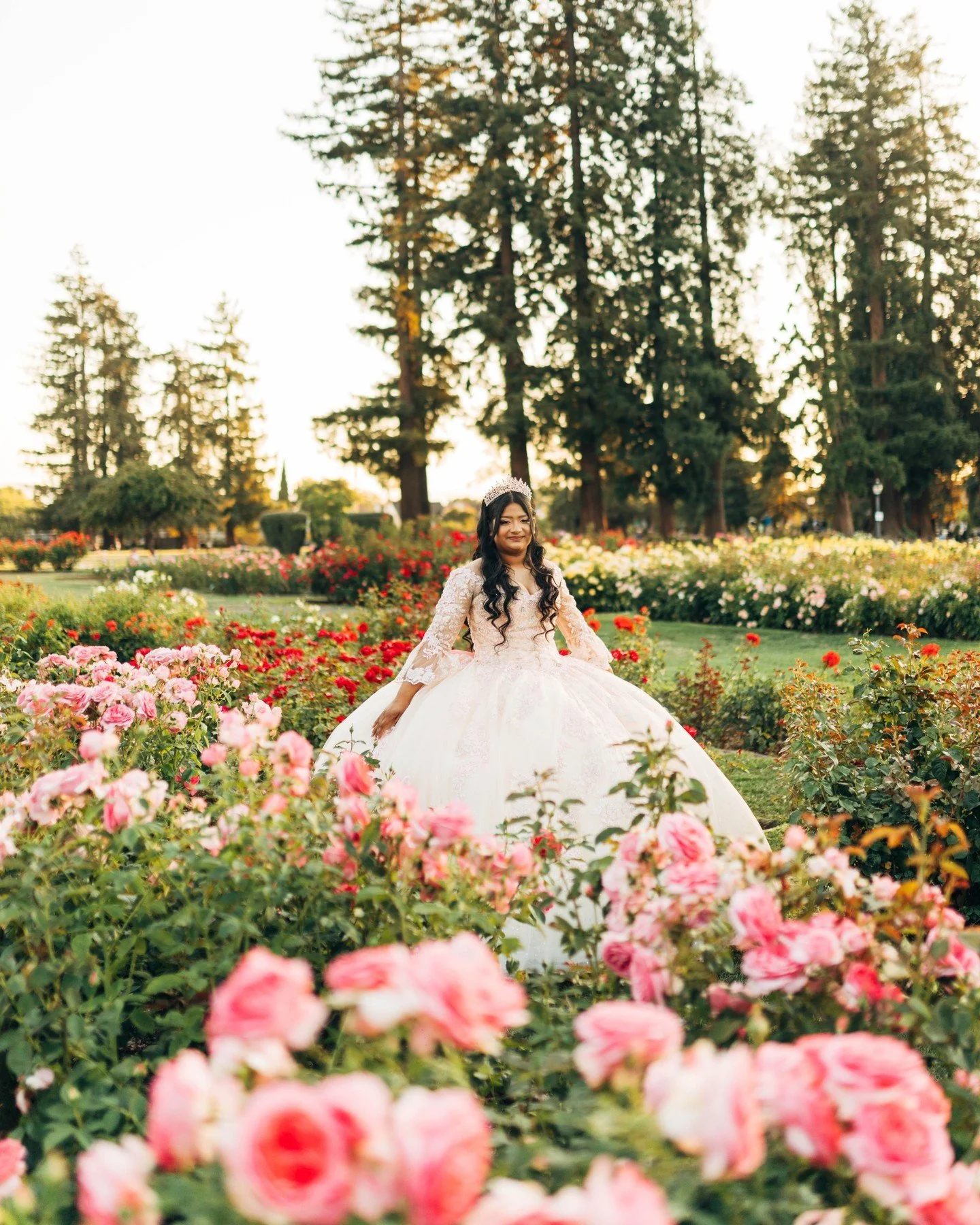 Kami's second photoshoot at the San Jose Rose Garden
If you love roses, this is the perfect location for a photoshoot πΈπΉ
#sanjoserosegarden