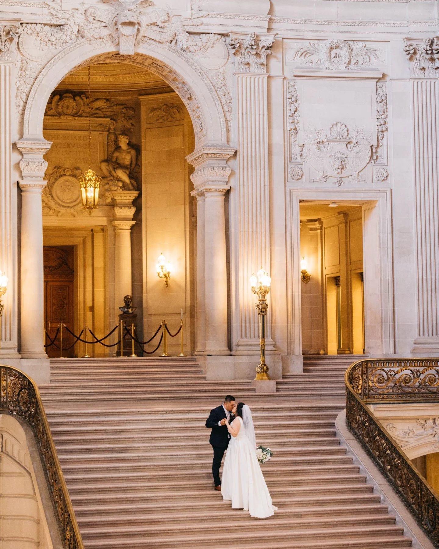 Getting married at San Francisco City Hall is such a vibe π