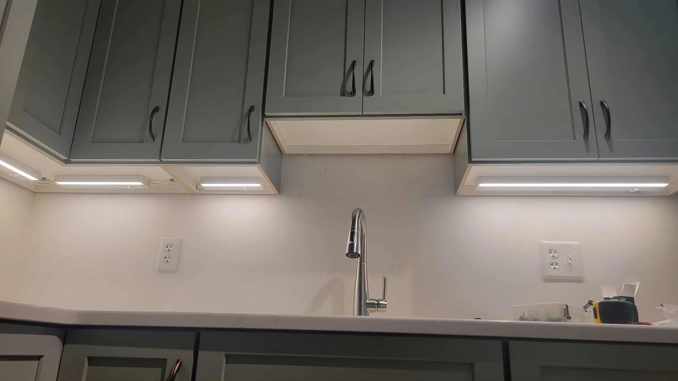 under counter lights in a kitchen in Billerica ma