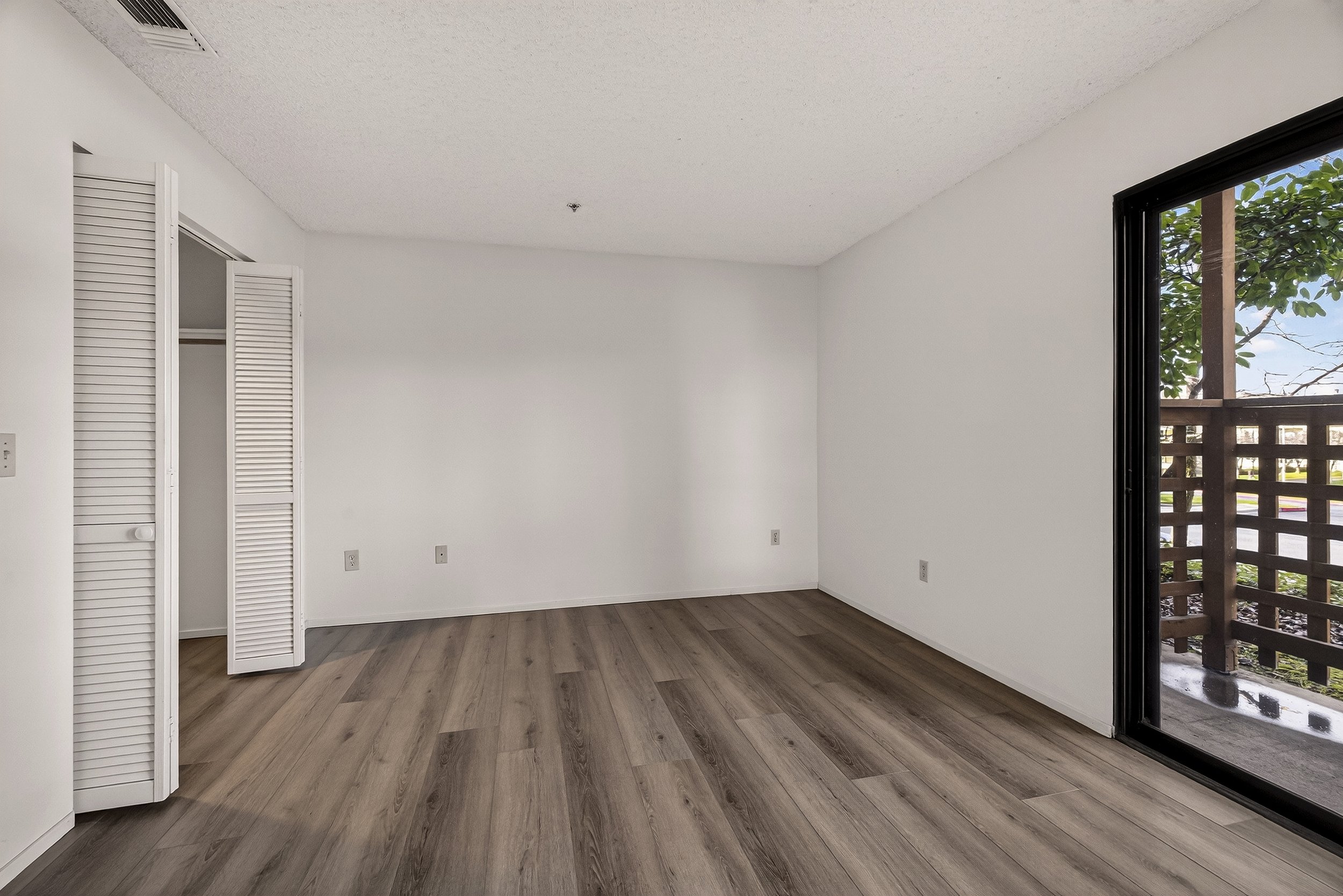 2701 Sierra Sunrise Terrace #513 - 016 (Photos).jpg