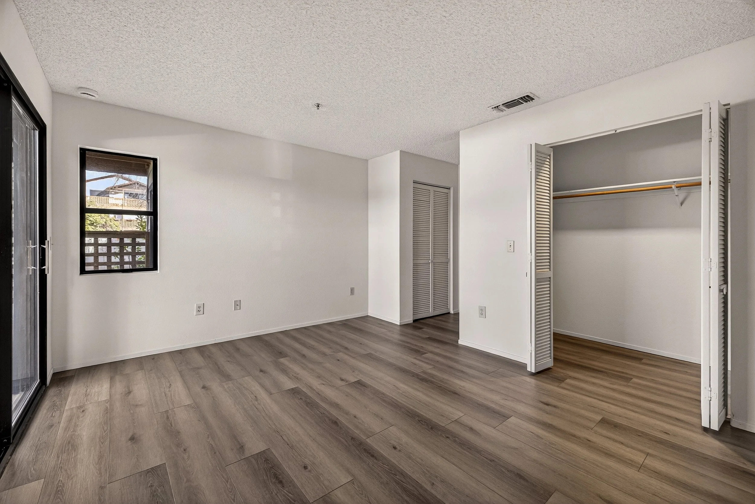 2701 Sierra Sunrise Terrace #513 - 018 (Photos).jpg