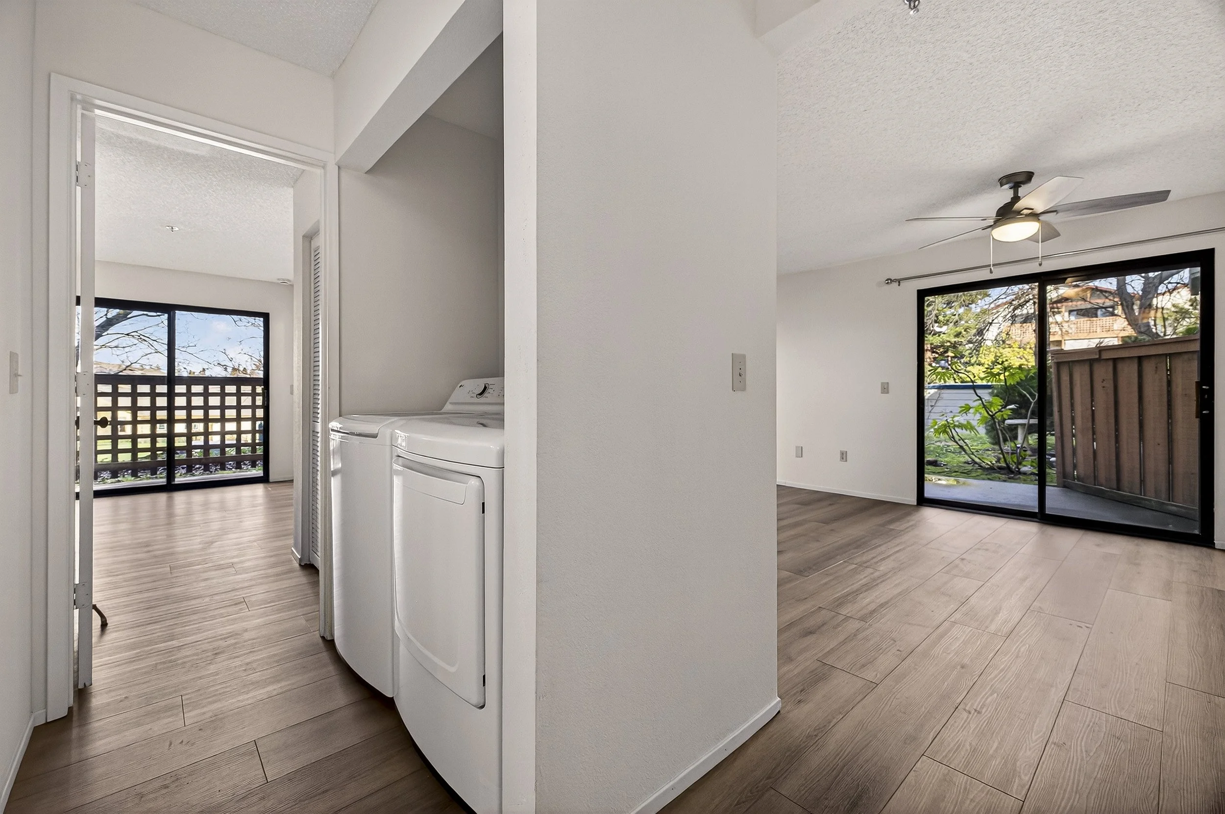 2701 Sierra Sunrise Terrace #513 - 020 (Photos).jpg