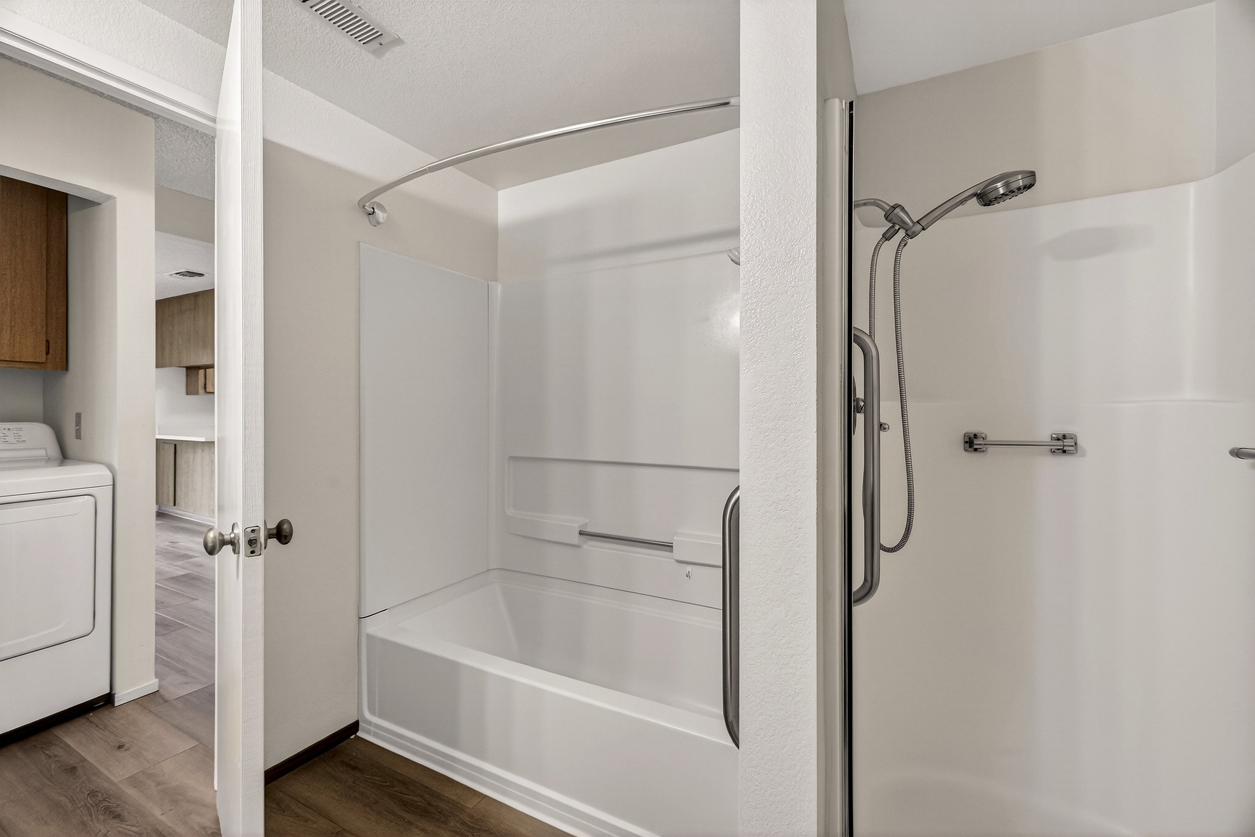 2701 Sierra Sunrise Terrace #513 - 014 (Photos).jpg