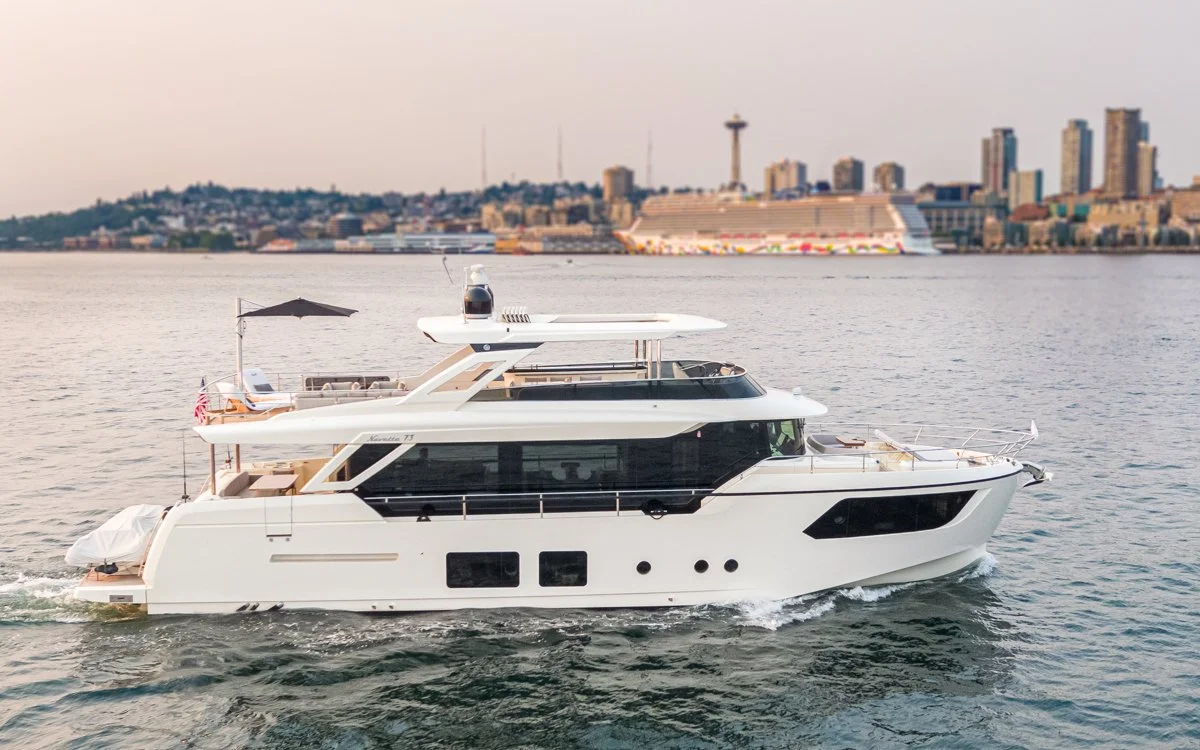 Mystic 00L                                                                                       .jpg