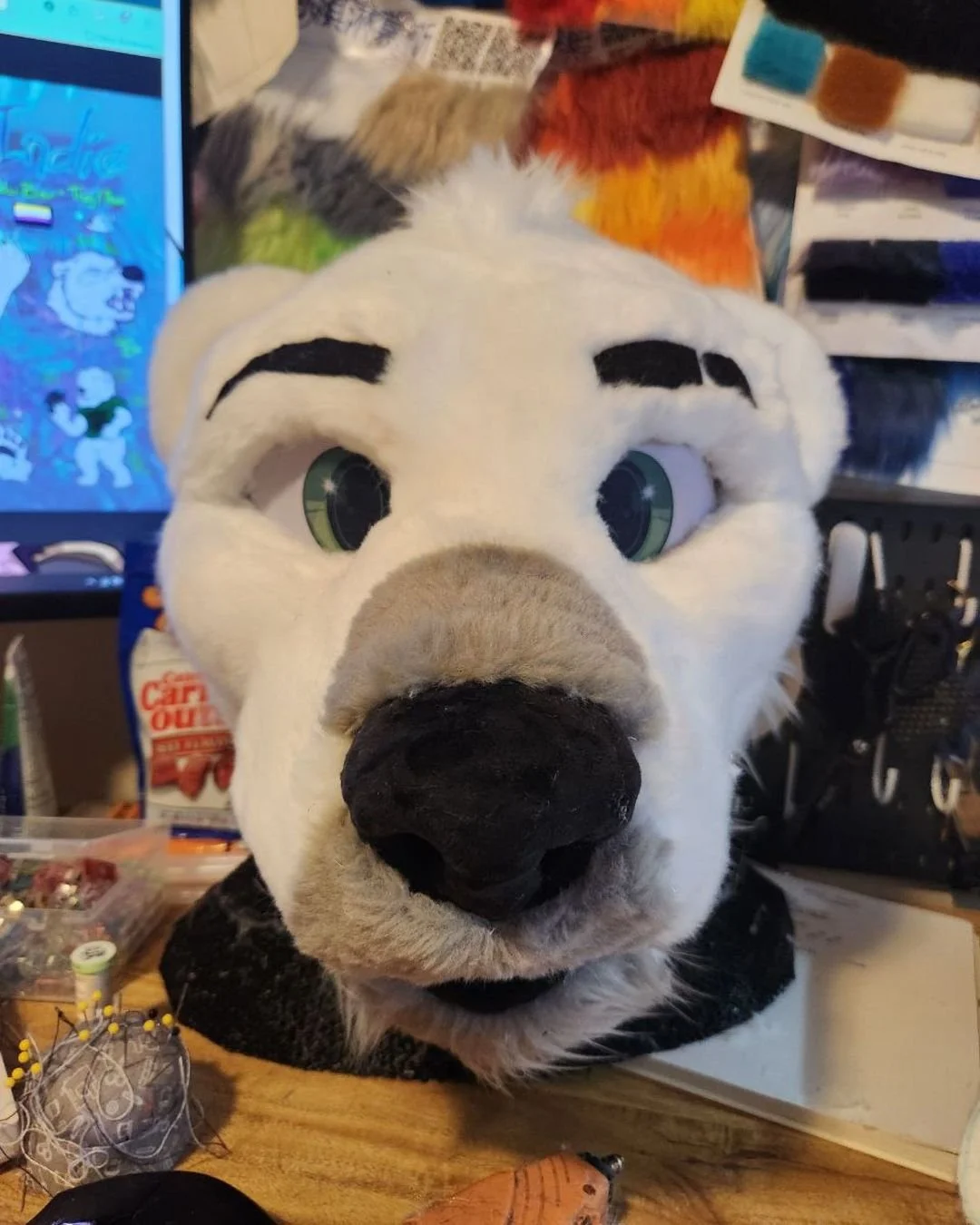 Polar bear coming together!

#fursuit #fursuitmaker #furry #polarbear #honeydadger