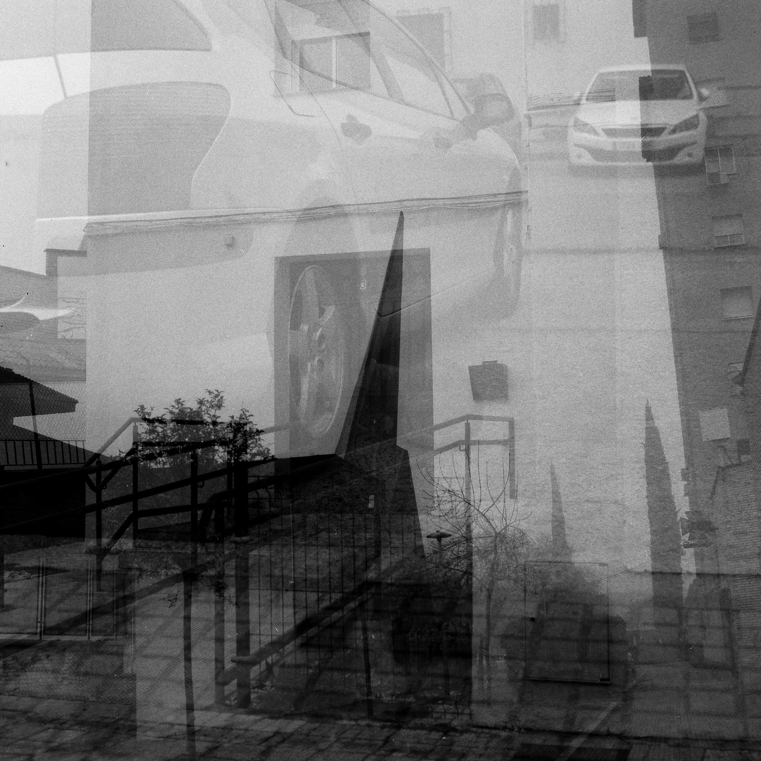 2612_Badajoz_Delta 400_Bronica SQ-A (3).jpg