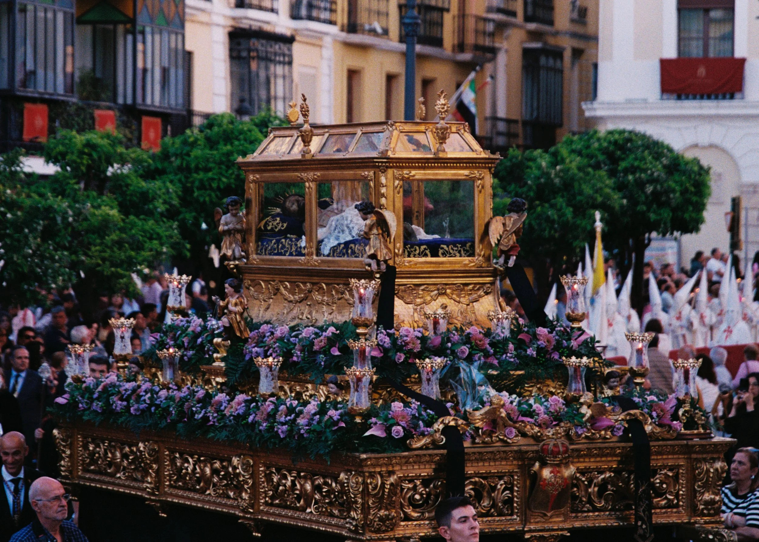 R1-03737-0013.jpg