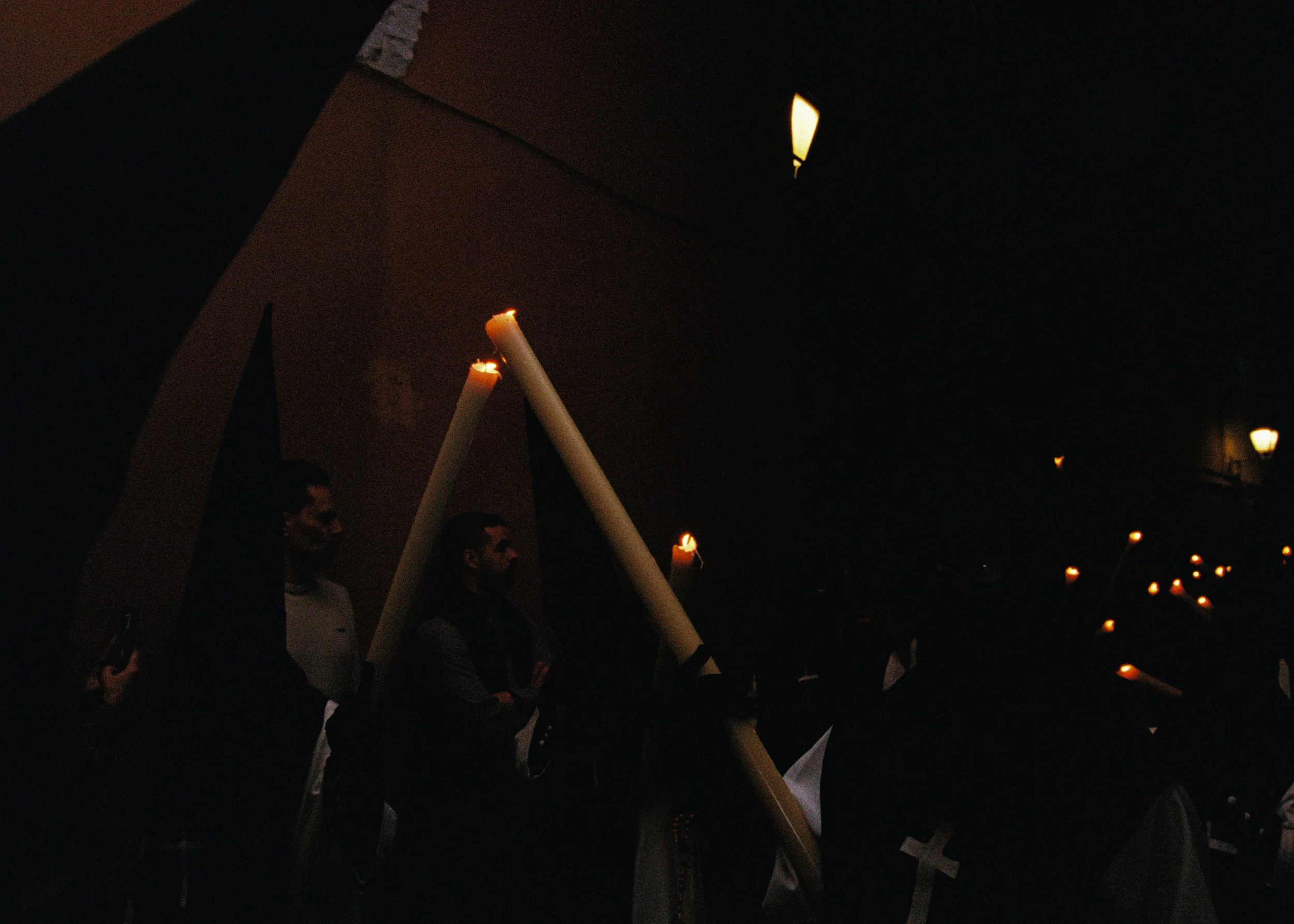 R1-03737-0027.jpg
