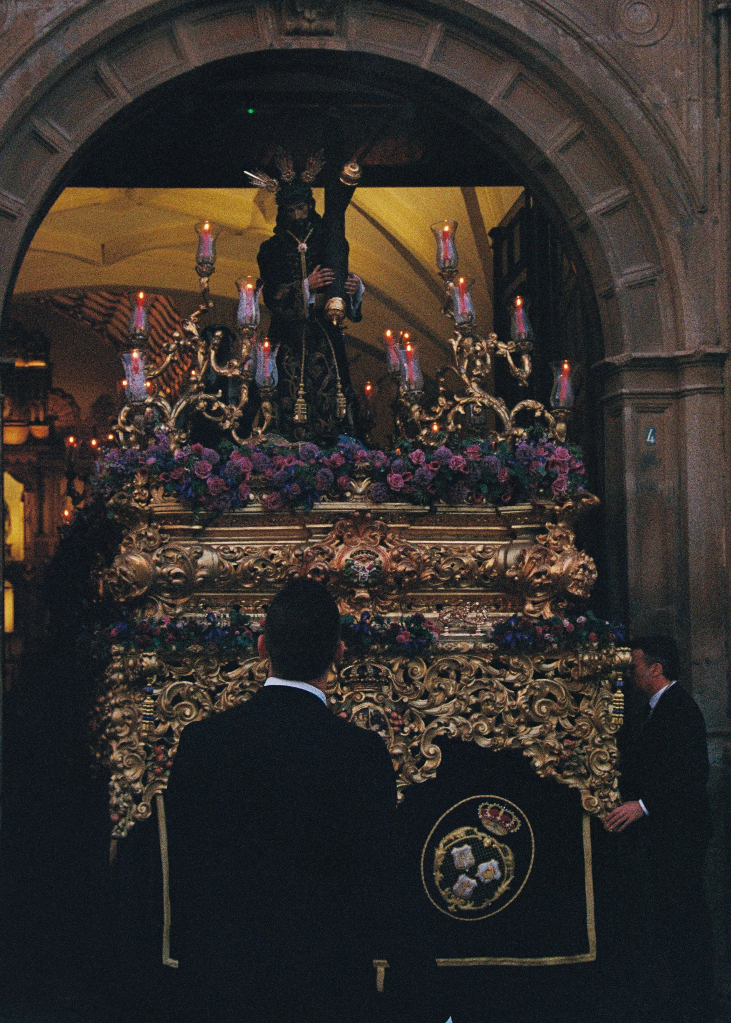 R1-03735-006A.jpg