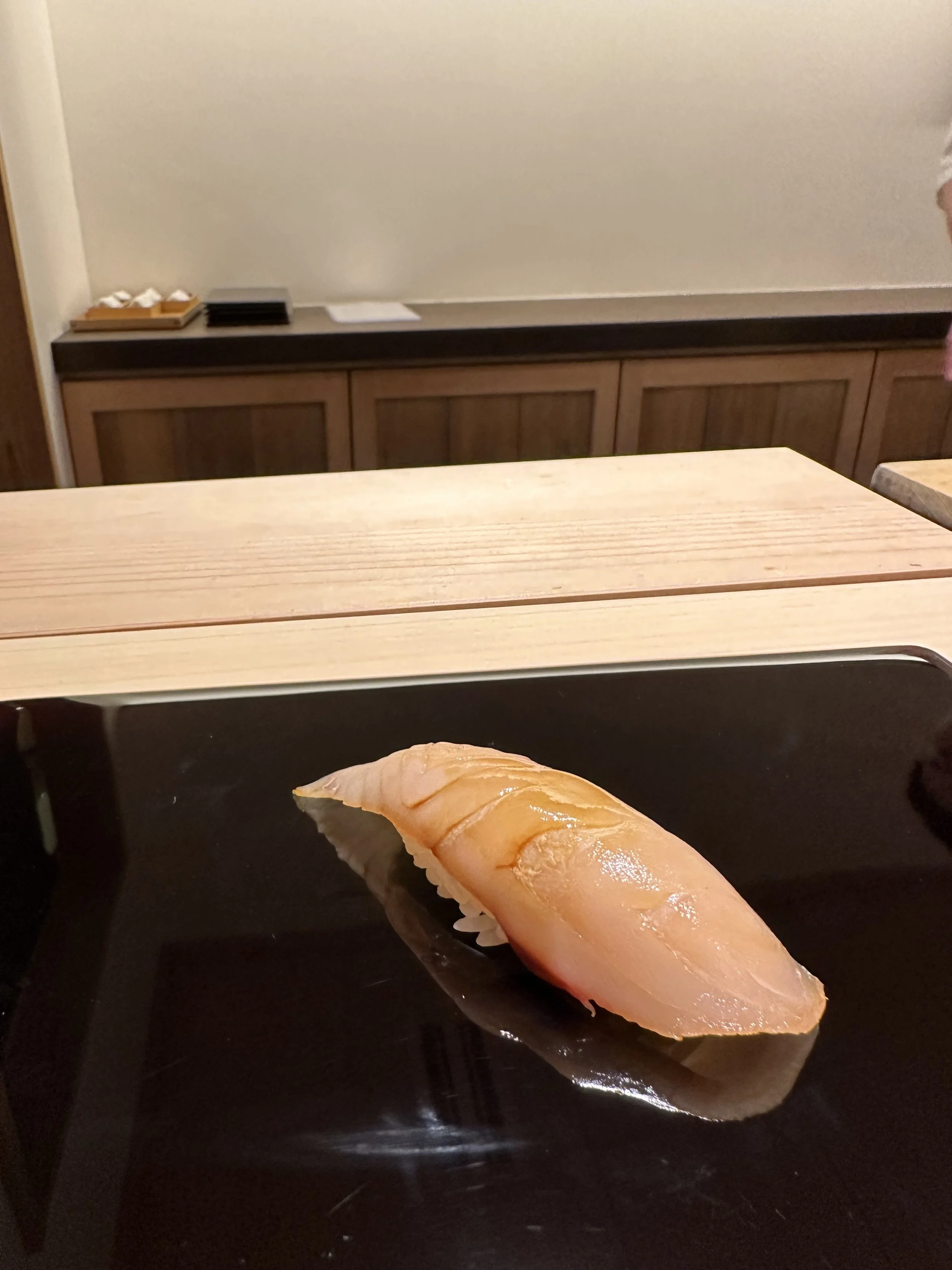 Sushi Yuuki Tokyo nigiri Sawara.jpeg