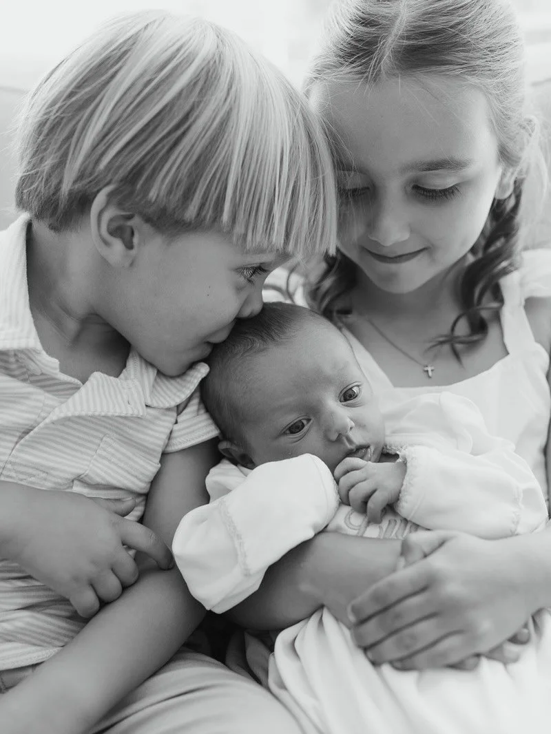 The newborn previews keep coming! I&rsquo;ve had the privilege of taking this sweet family&rsquo;s photos before, and it&rsquo;s so much fun seeing their family grow!