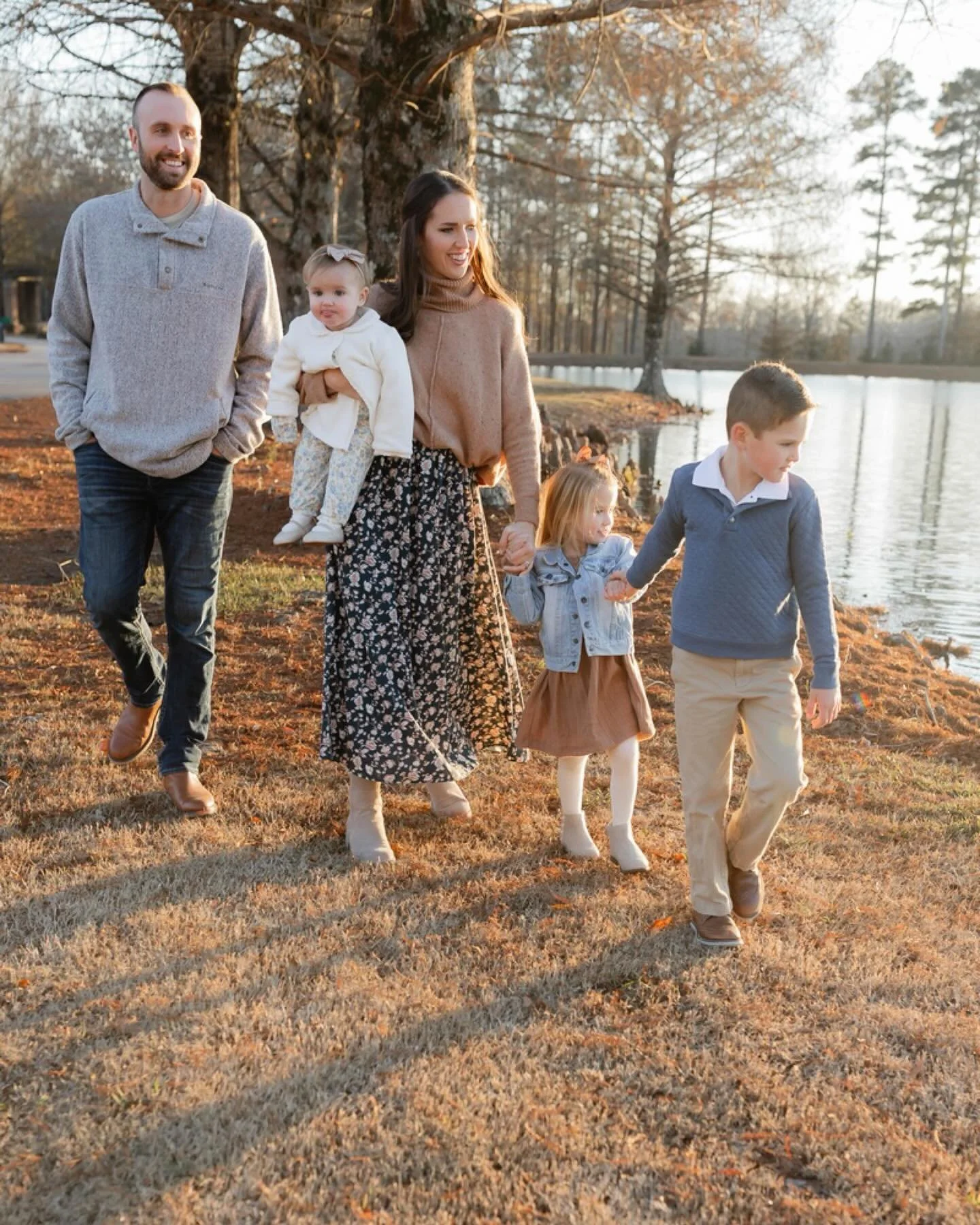 What a joy to hang out with this sweet family and see them laugh and play together! I loved this session SO MUCH!