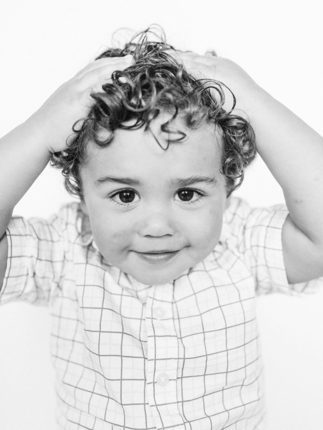 BIG FEELS are coming up in January and February! These are a great way to get updated pictures of all of your kiddos individually and together! This year I will also be offering them in color for an additional fee if you want both B&amp;W AND color. 